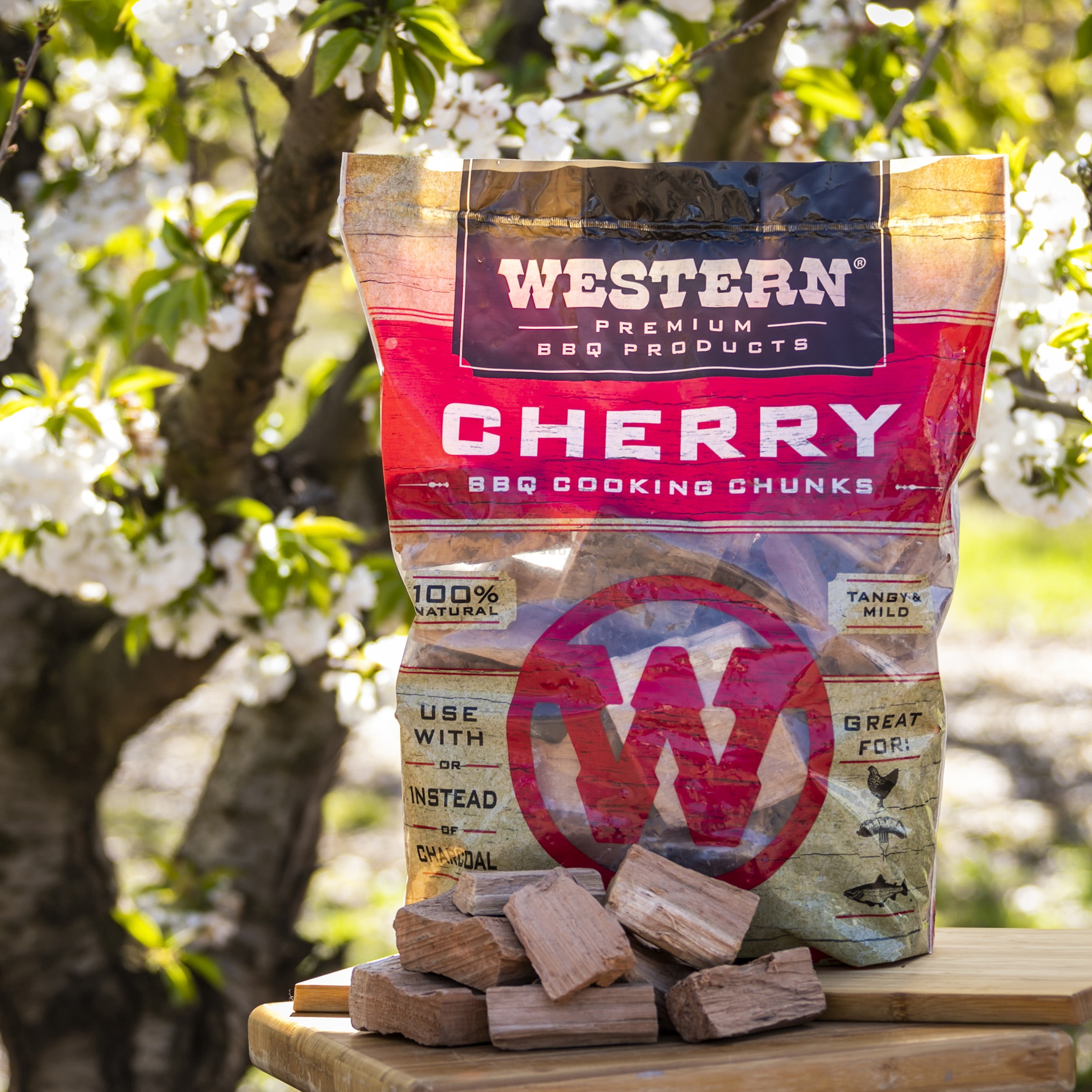Western BBQ Premium Cherry Wood Cooking Chunks for Smoking and Grilling (549 cu in) kzx7s
