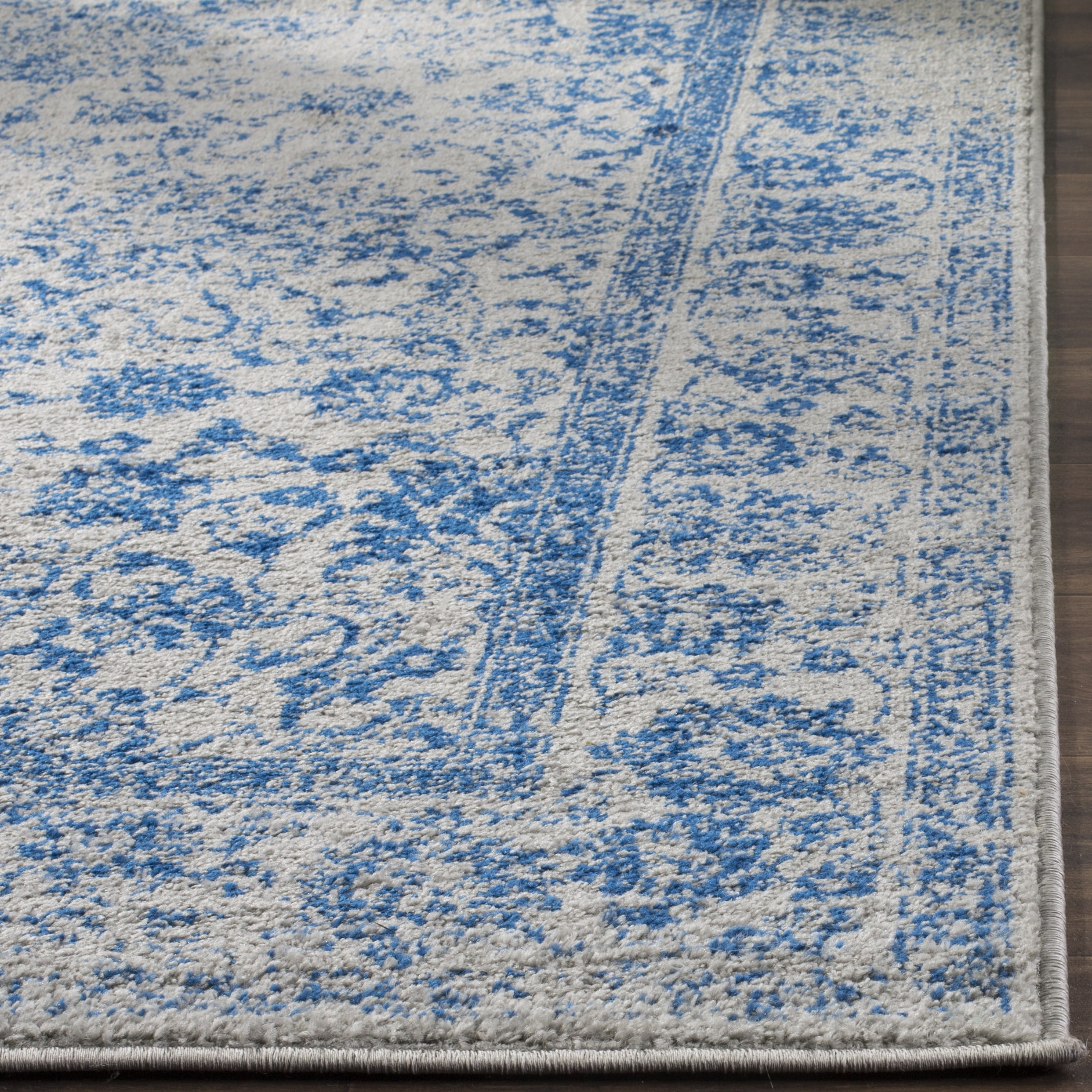 Safavieh Adirondack Wyatt Traditional Distressed Area Rug (Grey/Blue, 5 ft 1 in x 7 ft 6 in) zk0zh