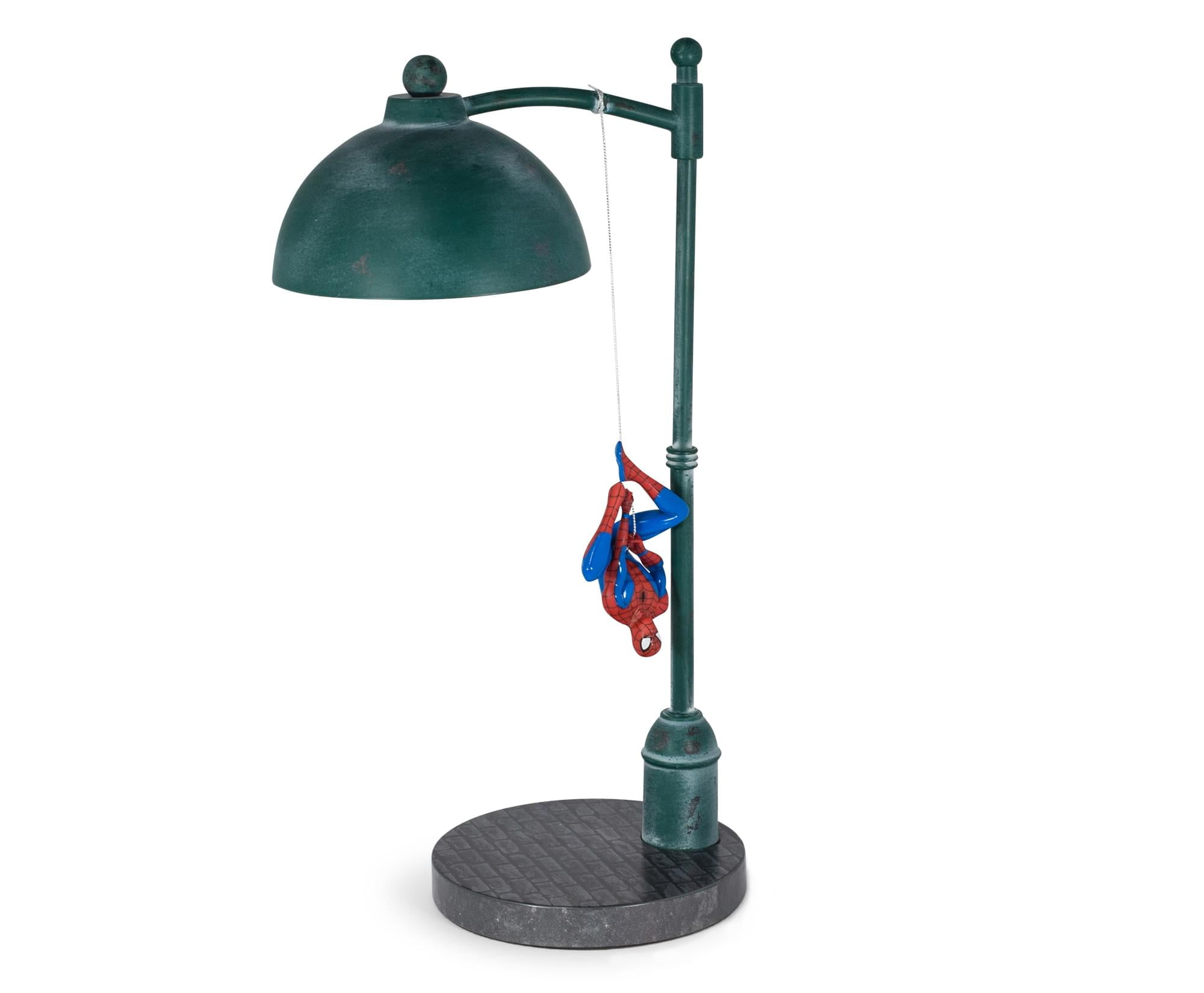 Spider-Man LED Desk Lamp Streetlight Design (16 in) m85gg