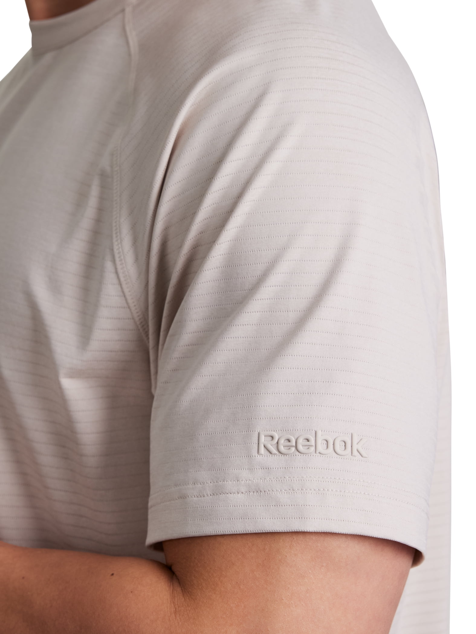 Reebok Men's Motive Performance Top Moisture-Wicking Athletic Shirt (Grey, Small) 9mdru