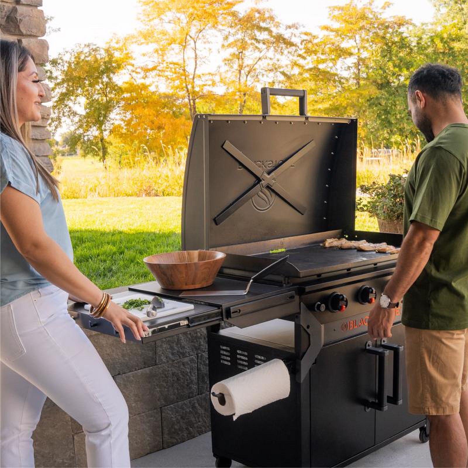 Blackstone 4-Burner Liquid Propane Outdoor Griddle with Hood (Black, 760 sq in) op3bi