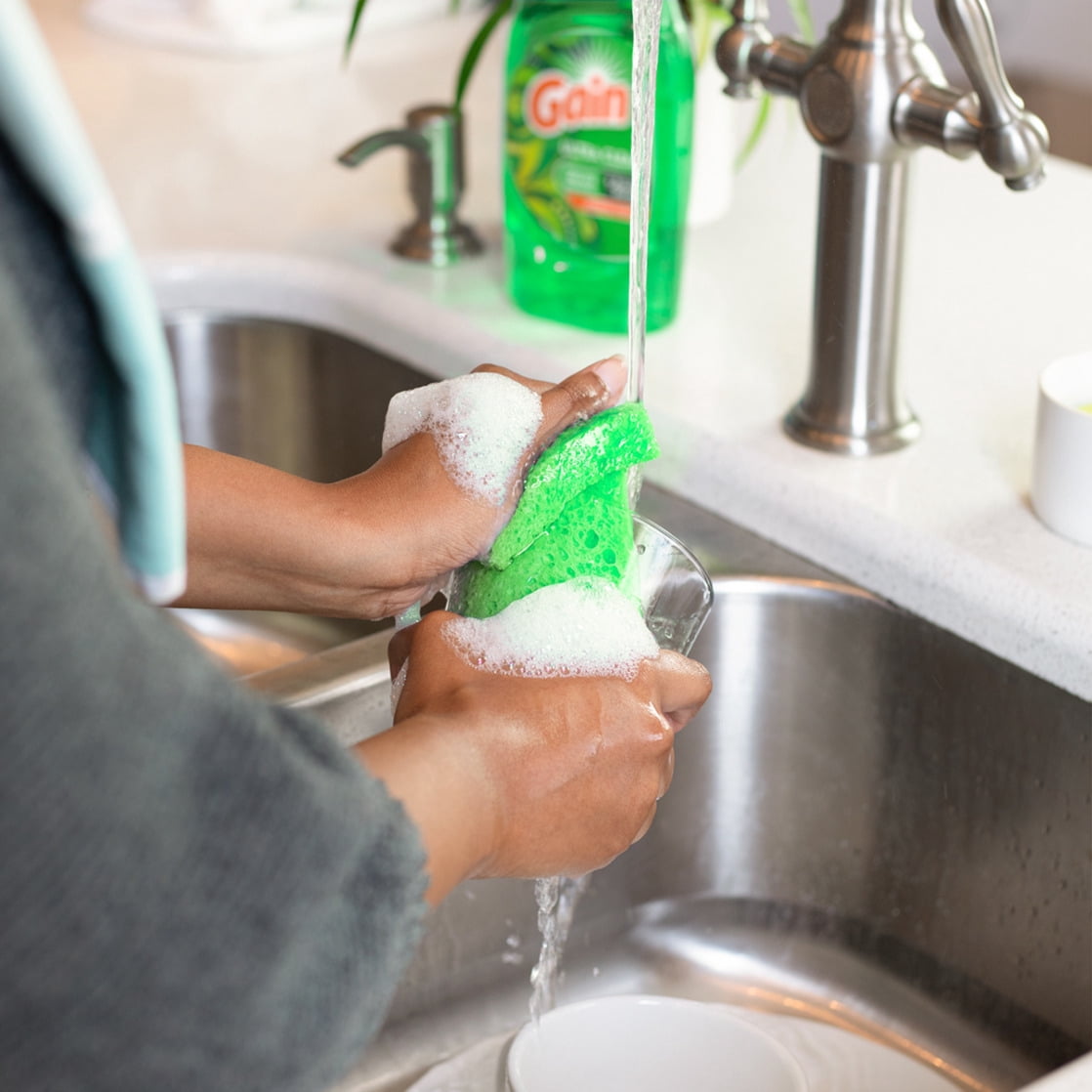 Gain Ultra Dishwashing Liquid Soap, Grease-Fighting Formula (Original Scent, 8 fl oz) rxexr