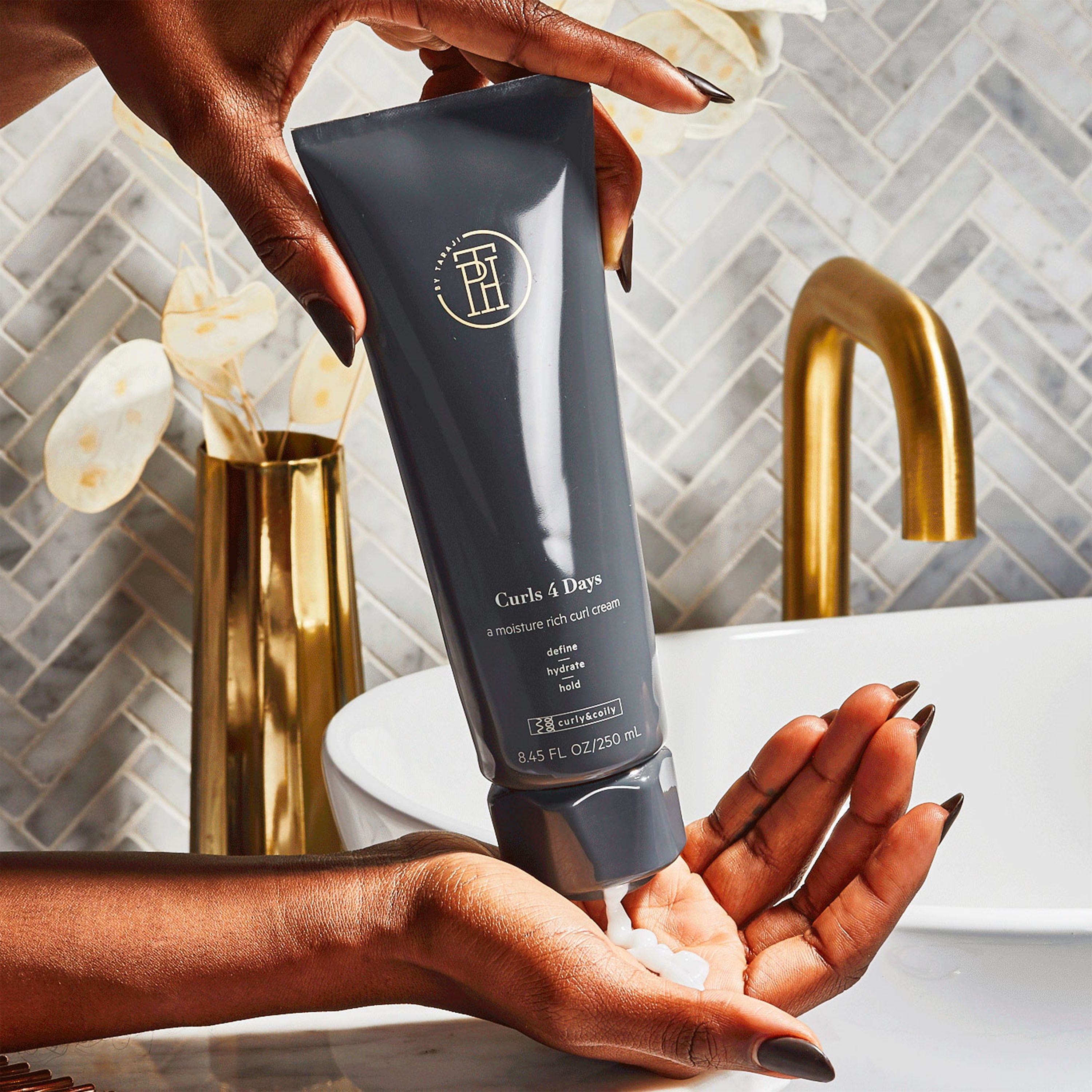 TPH BY TARAJI Curls 4 Days Curl Defining Cream with Shea Butter & Coconut Oil for Frizz Control & Shine (8.45 oz) cjac4