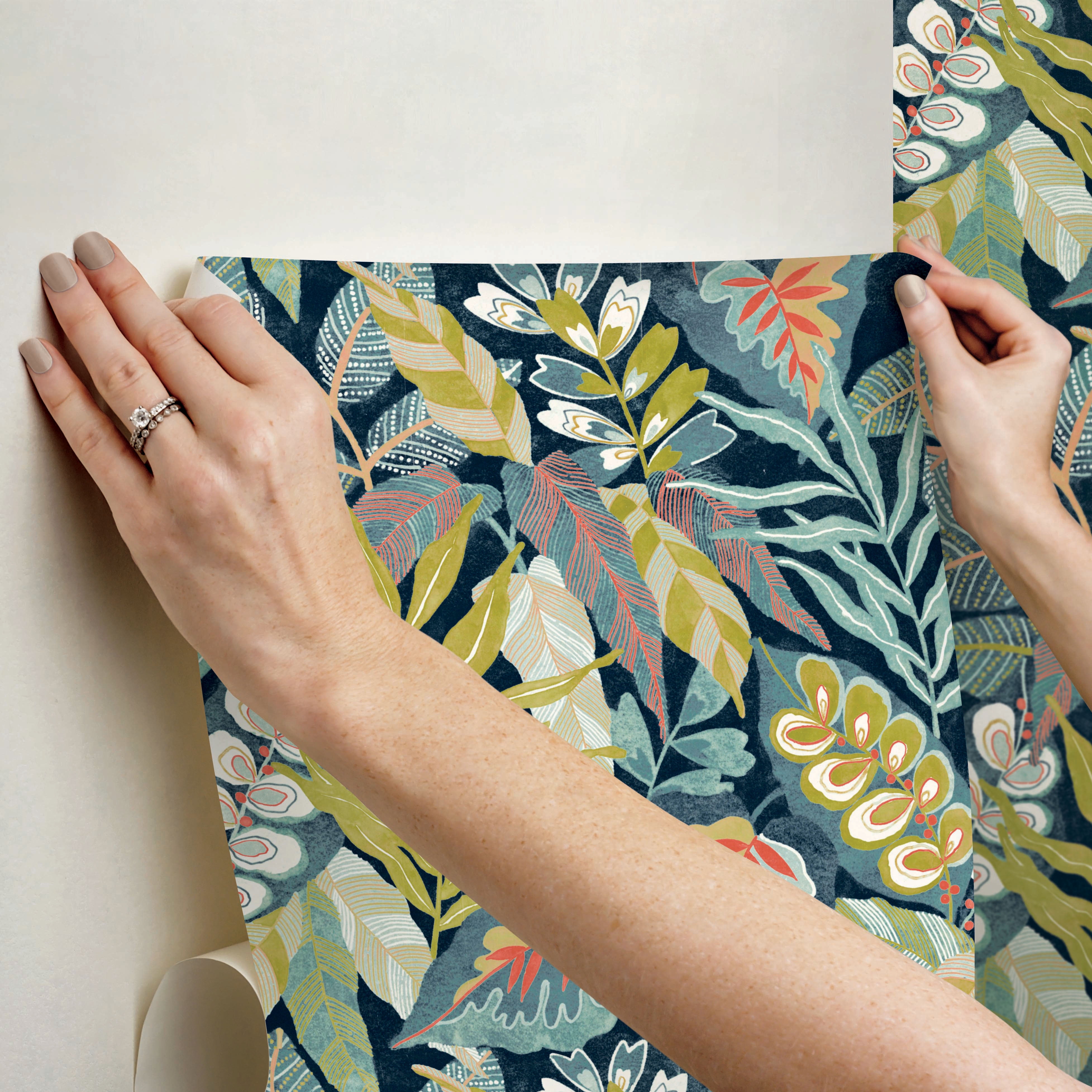 Roommates Studio Malena Floral Peel and Stick Wallpaper (Blue, 30.75 sq ft) zsz58