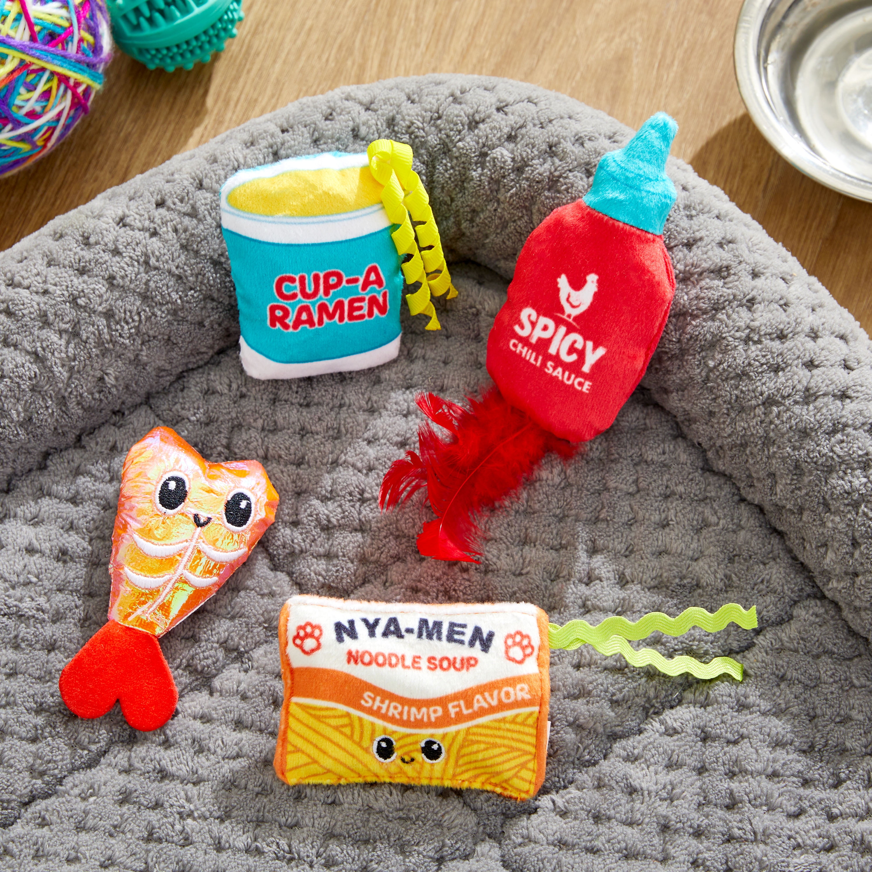 Vibrant Life Nommin' Ramen Catnip Plush Cat Toys (Multicolor, 4 Count) 6dnig