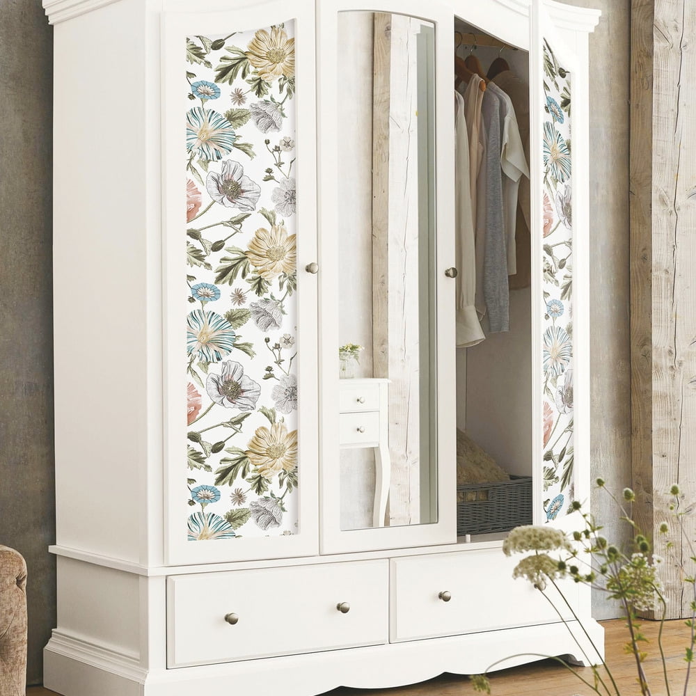 RoomMates Vintage Poppy Peel & Stick Wallpaper Removable Floral Wall Decor (Pink, 30.75 sq ft) loo51