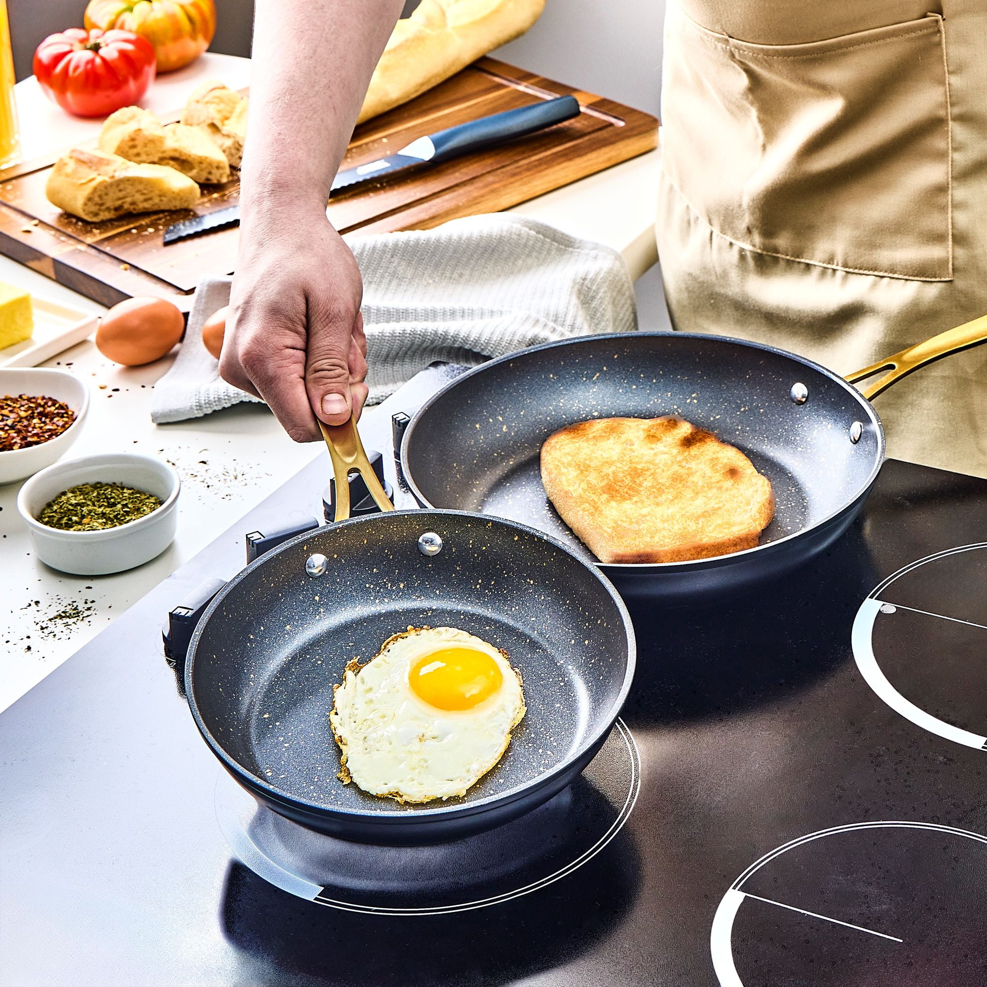Thyme & Table 12-Piece Ceramic Non-Stick Cookware Set Signature Collection (Gold, 12-Piece) 71mpa