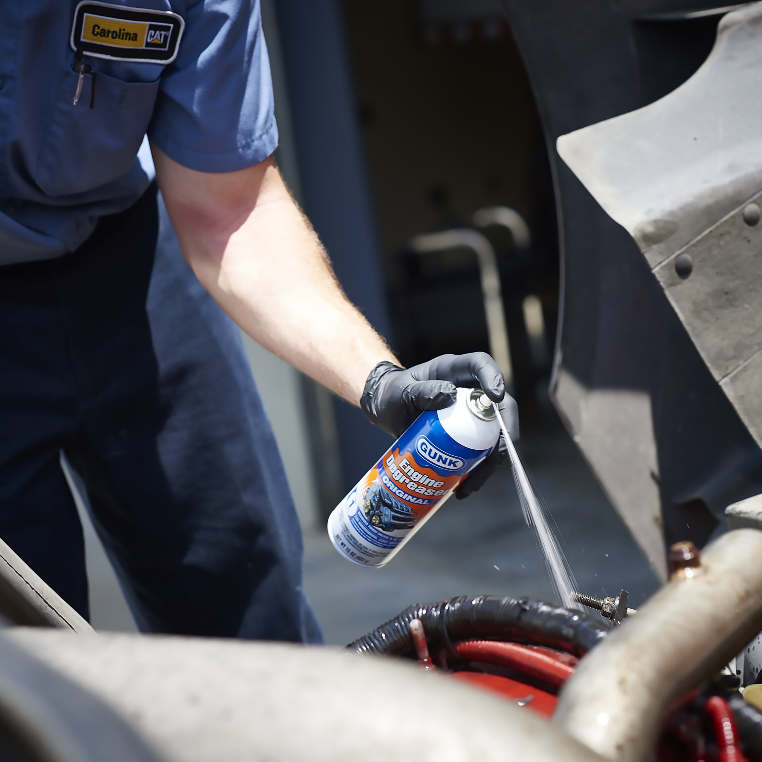 GUNK Engine Degreaser Heavy-Duty Cleaner for Cars and Trucks (15 oz) b9m2t