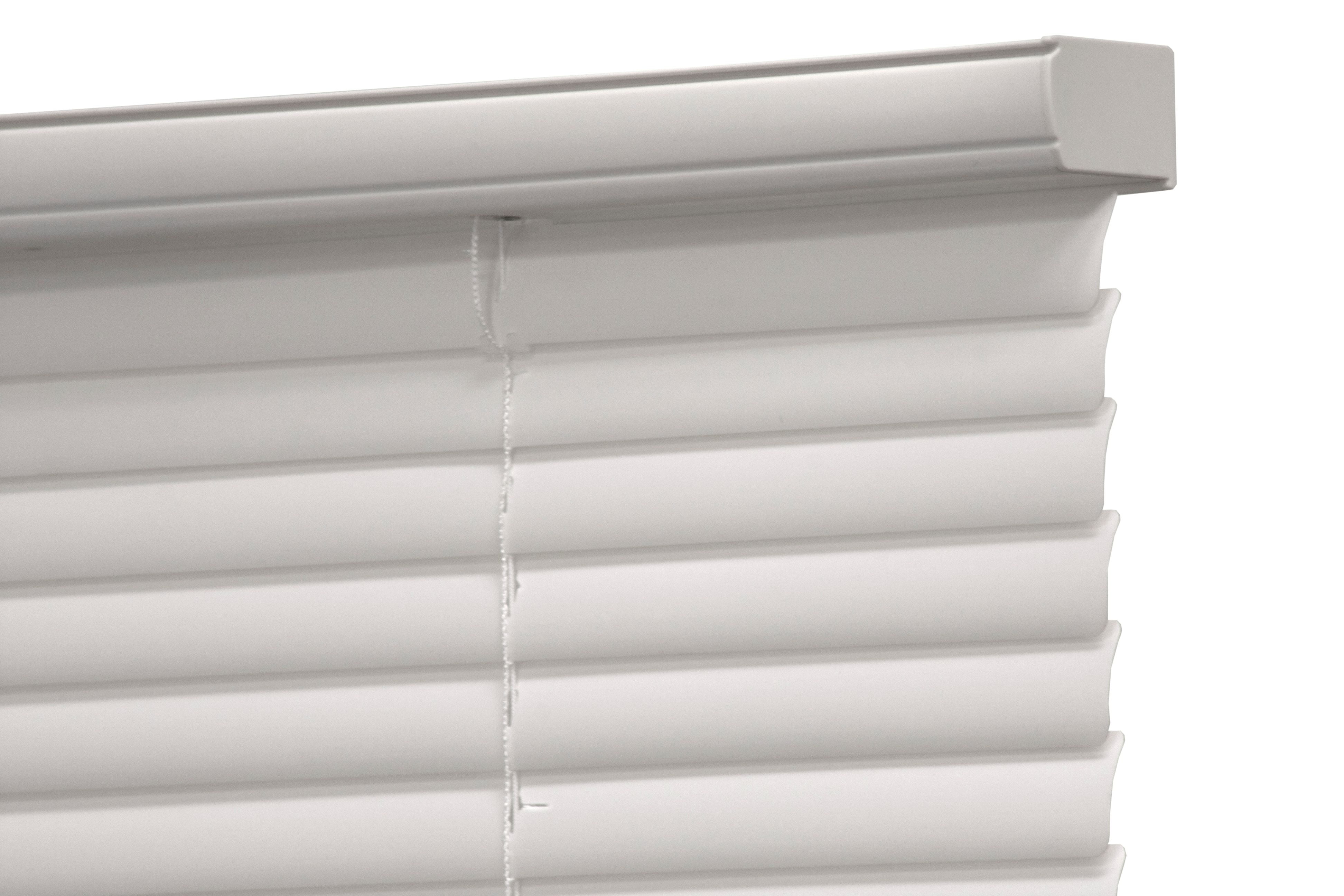 Mainstays Cordless Vinyl Room Darkening Blinds (White, 23 in W x 48 in L) 3kh1s