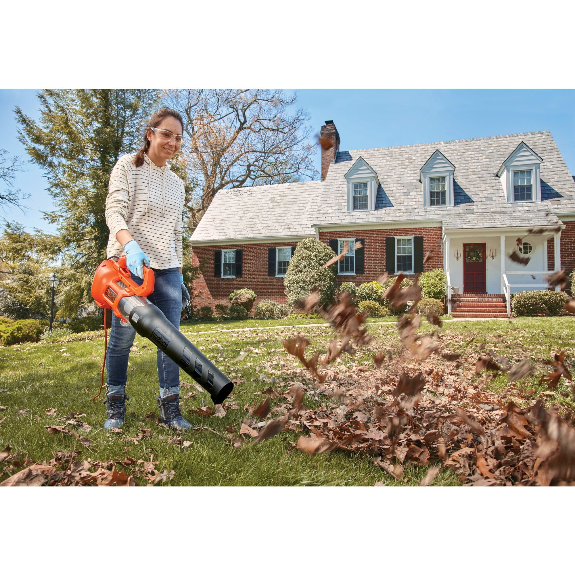 BLACK+DECKER Electric Axial Leaf Blower, 9 Amp High-Performance Yard Cleanup Tool (Black, 140 MPH) 9y9y4