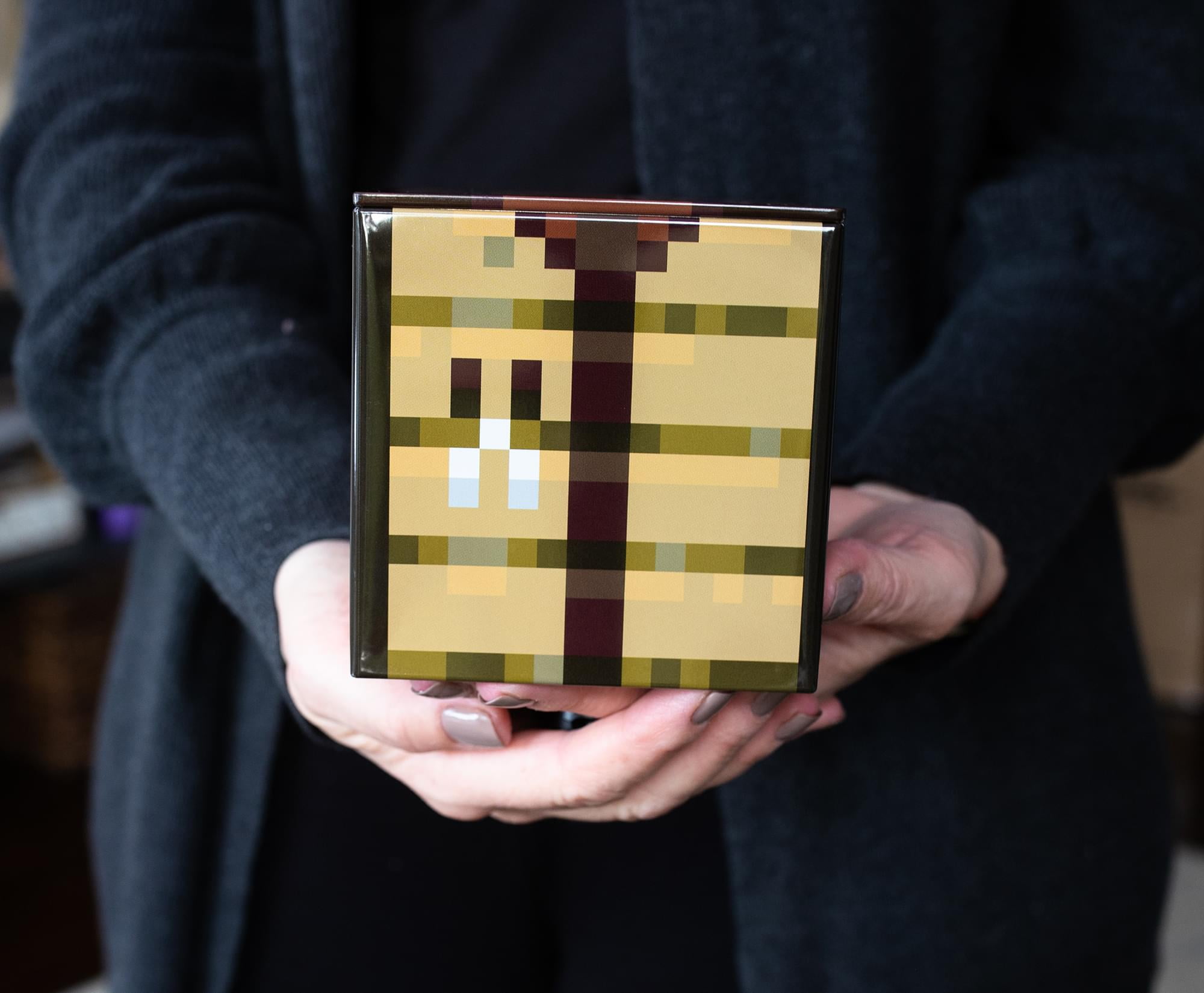 Minecraft Crafting Table Metal Storage Box Organizer with Lid (Brown, 4 in) boezd