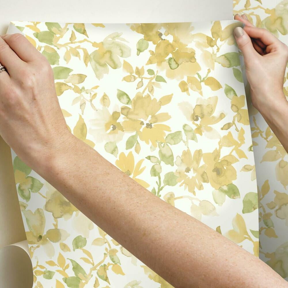 RoomMates Floral Peel and Stick Wallpaper, Removable Self-Adhesive Wall Decor (Light Pink, 28.18 sq ft) 01qoa