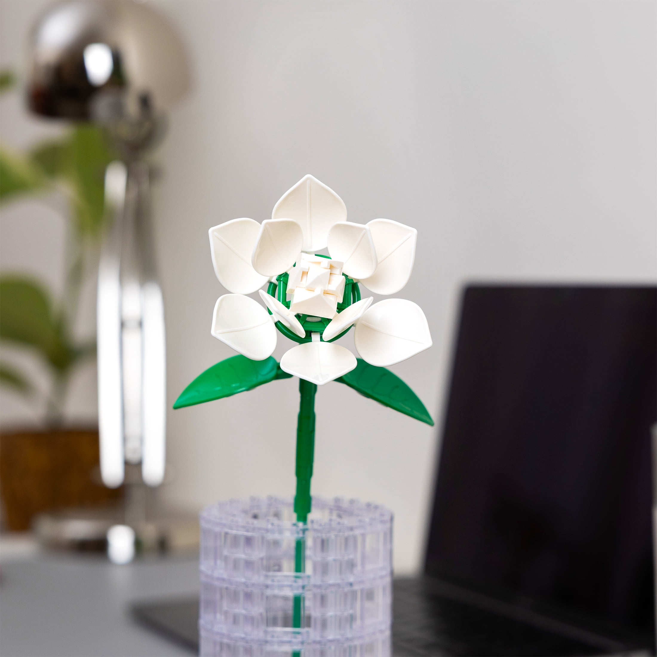 Brickcraft White Gardenia Building Kit (Bricktanicals Collection, Elegant Floral Display, 47-Piece Set) ervct