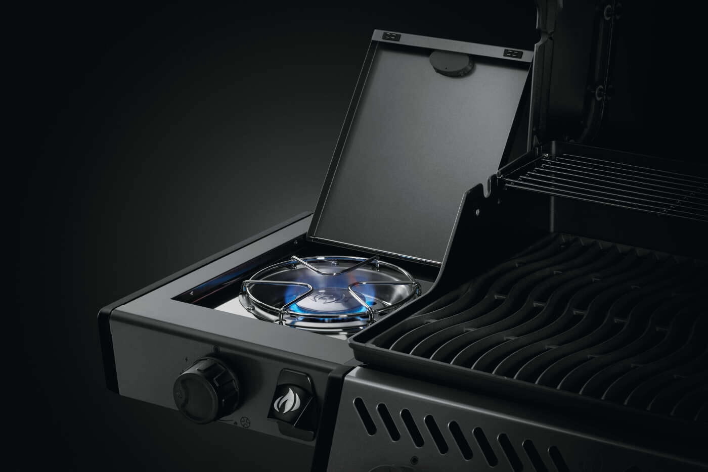 Napoleon Freestyle 365 3-Burner Propane Gas Grill with Range Side Burner (Graphite Grey, 365 sq in) 3flop