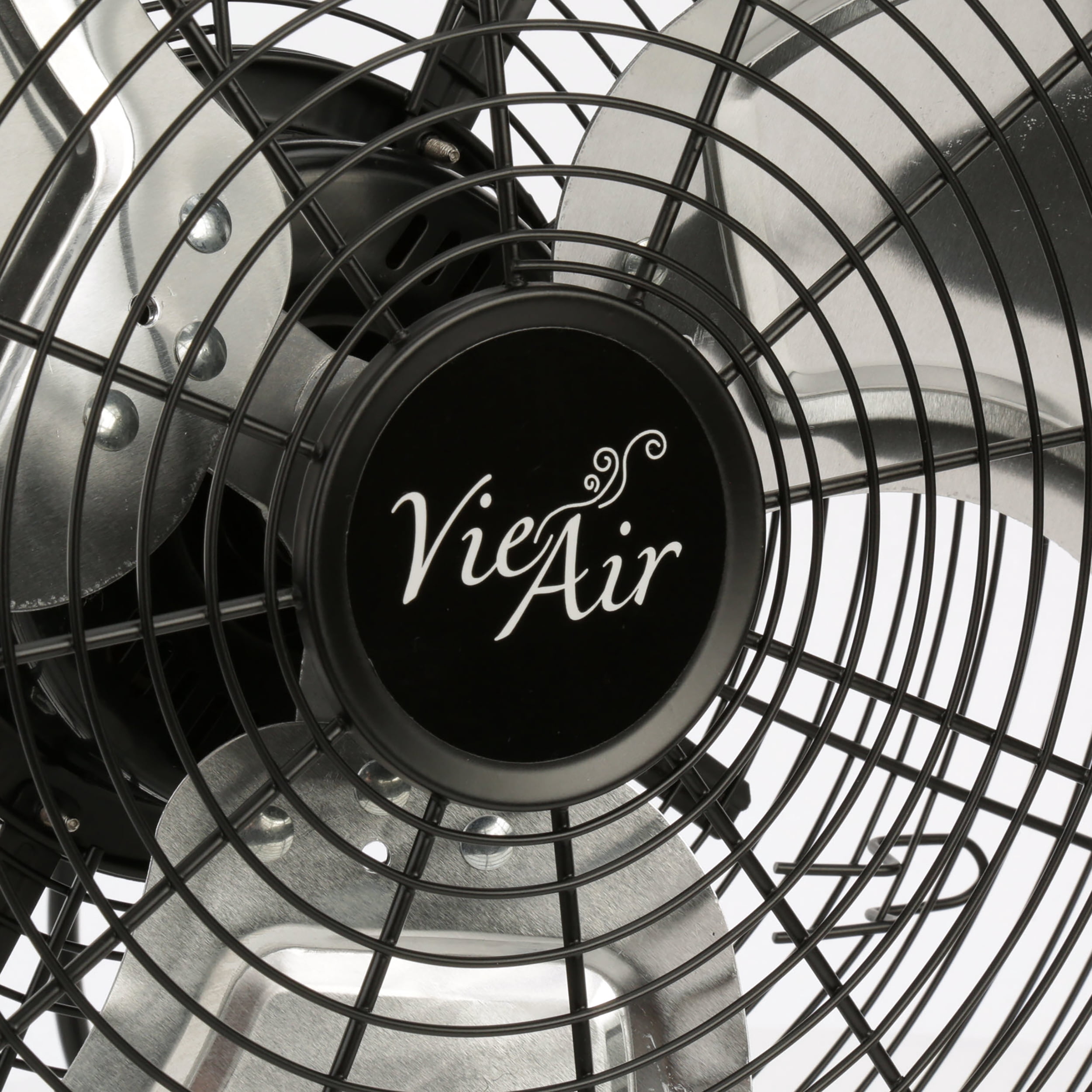 VieAir 18 in High Velocity Floor Fan, 3-Speed Adjustable Tilt (Black, 18 in) lwrdk