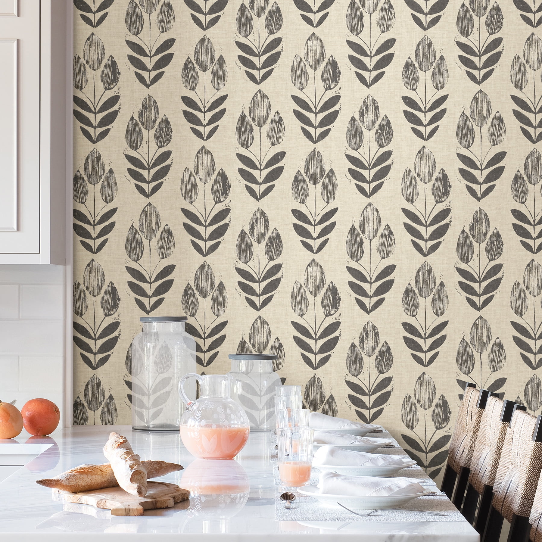 NuWallpaper Folk Tulip Peel and Stick Vinyl Wallpaper (Black, 20.5-in x 216-in) llquv