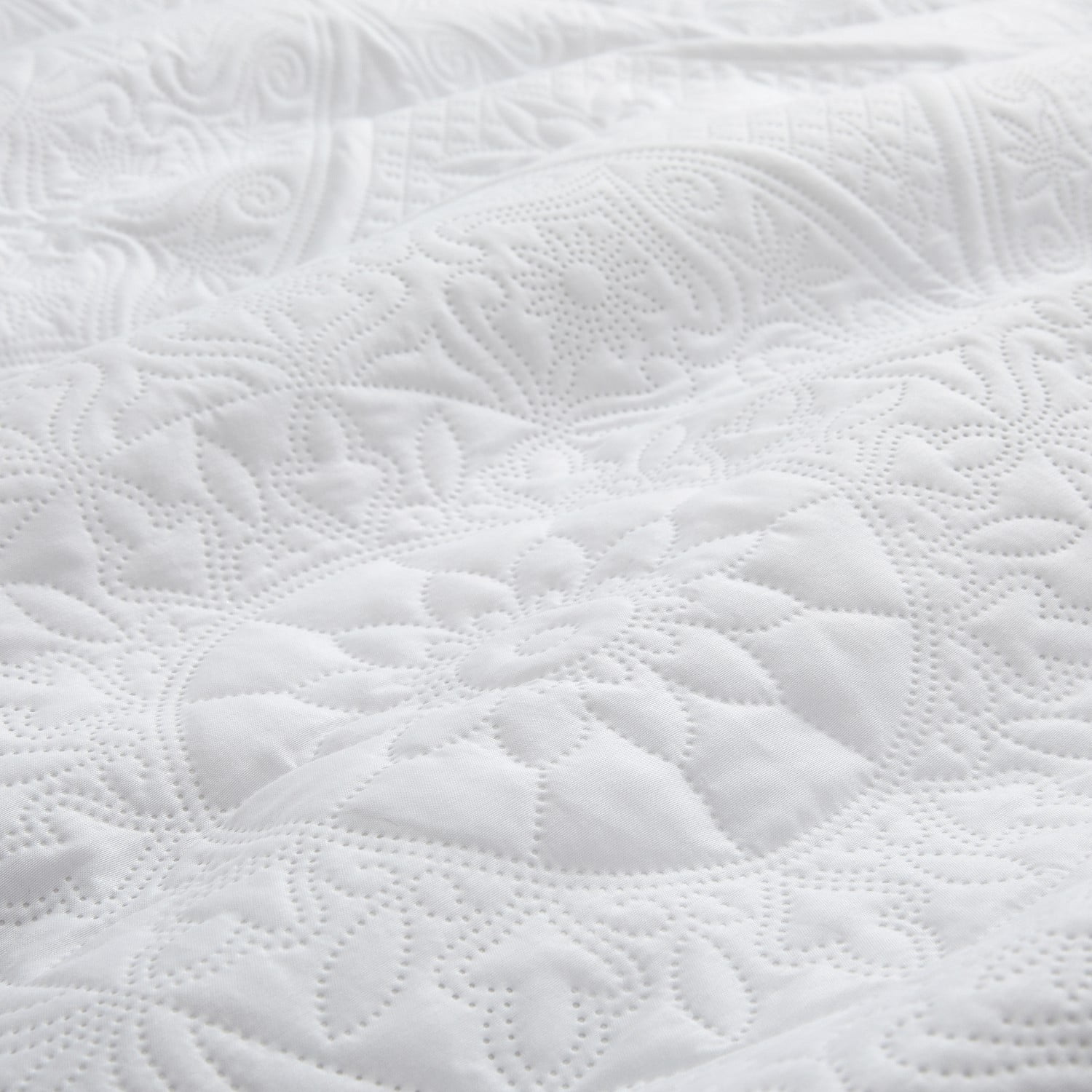 Ameha 3-Piece Quilt Set Embossed Floral Microfiber Bedspread (White, Queen Size) ia7b4