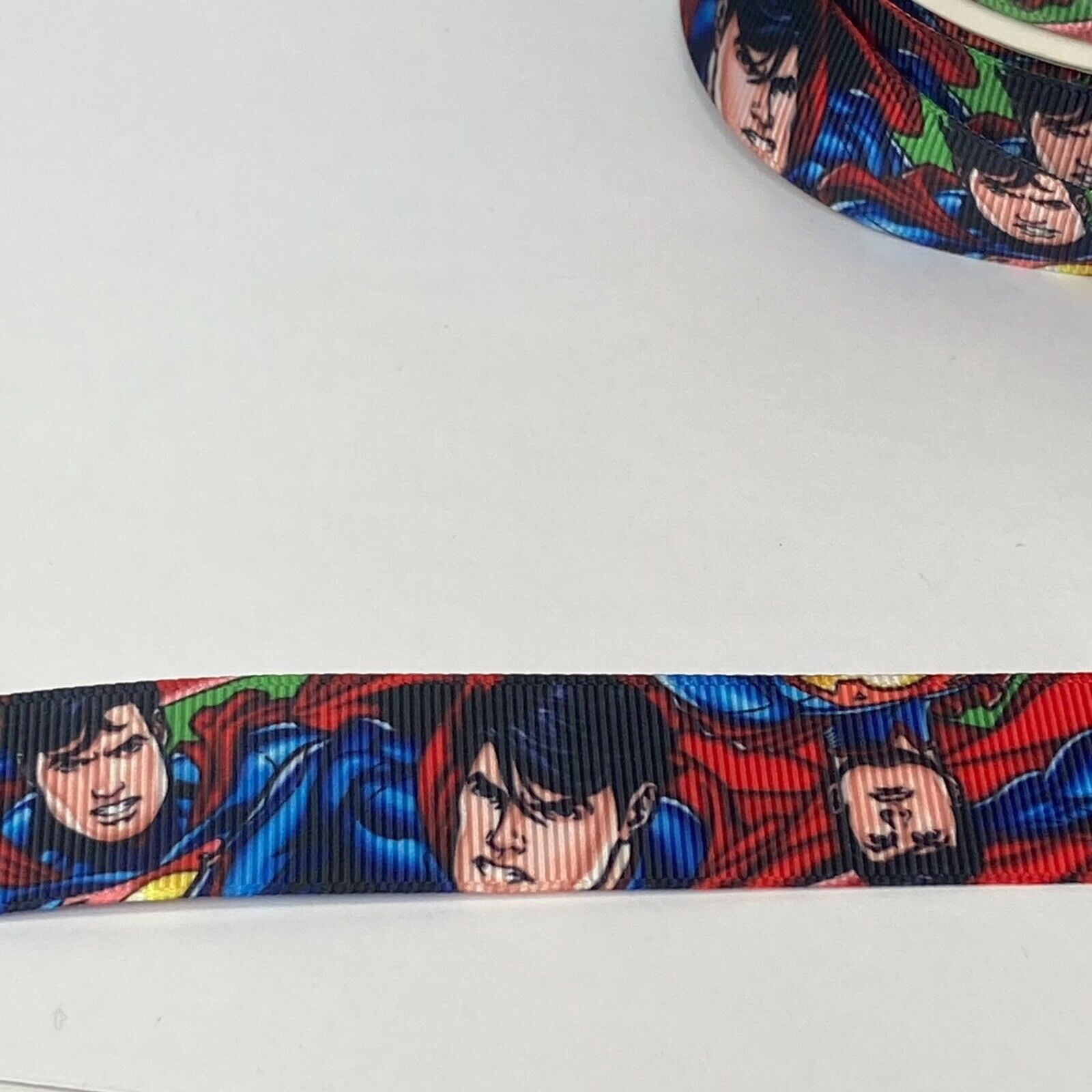 Superman DC Comics Printed Grosgrain Ribbon for DIY Crafts (Blue and Red, 1 in x 3 yd) w97q5