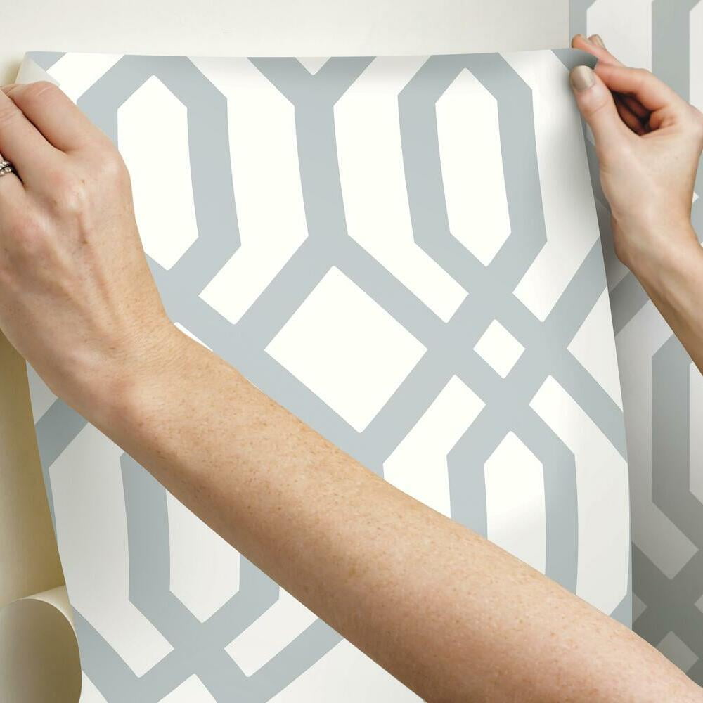 RoomMates Gazebo Lattice Peel and Stick Wallpaper (Blue, 20.5 in x 16.5 ft) 9reau