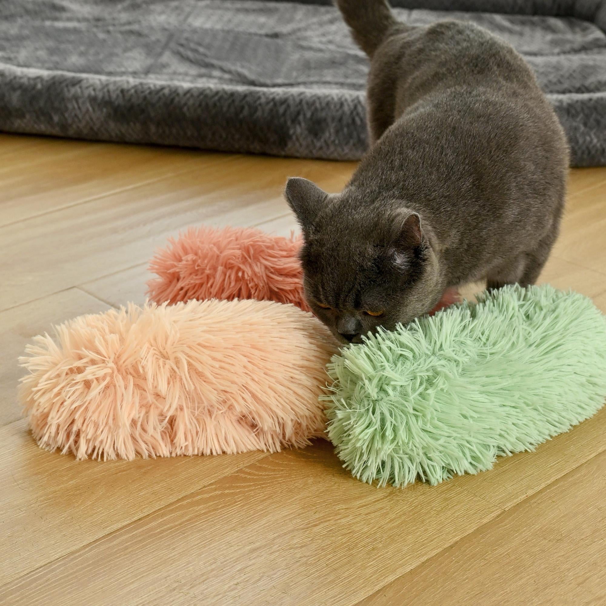 Max & Marlow Catnip Plush Pillow Cat Toys with Crinkle Paper, Interactive Kicker Toys for Indoor Cats (Multi-Color, 3 Pack) t8i93