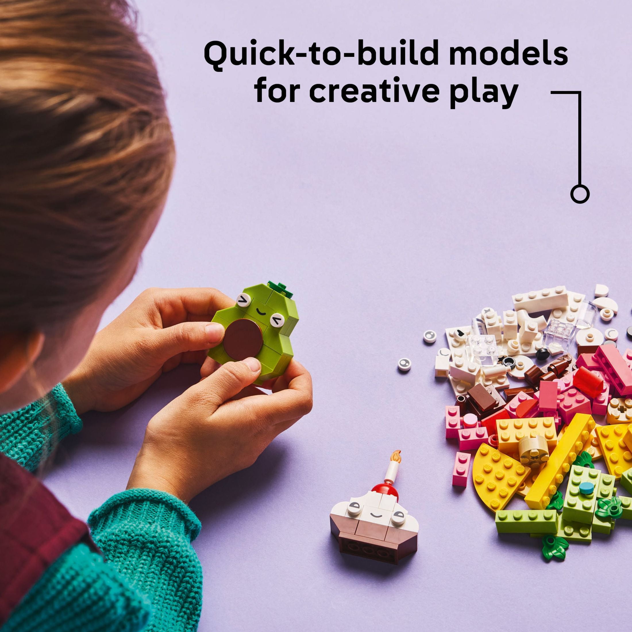 LEGO Classic Creative Food Friends Building Set, Imaginative Pretend Play Food Construction Kit (161 Pieces) i5di9