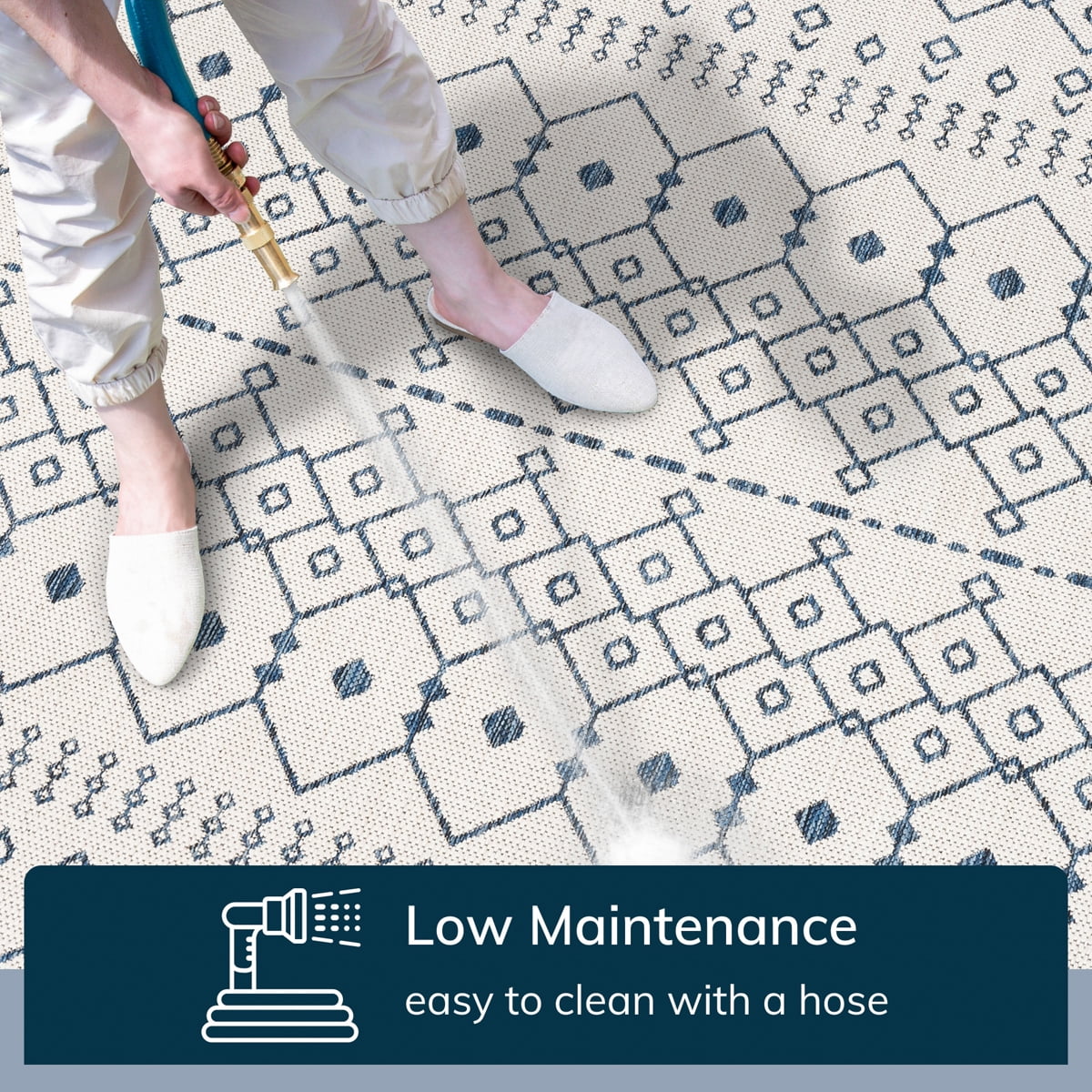 Well Woven Medusa Nordic Lattice Pattern Outdoor Area Rug (Light Blue, 2 ft 3 in x 3 ft 11 in) q1w49