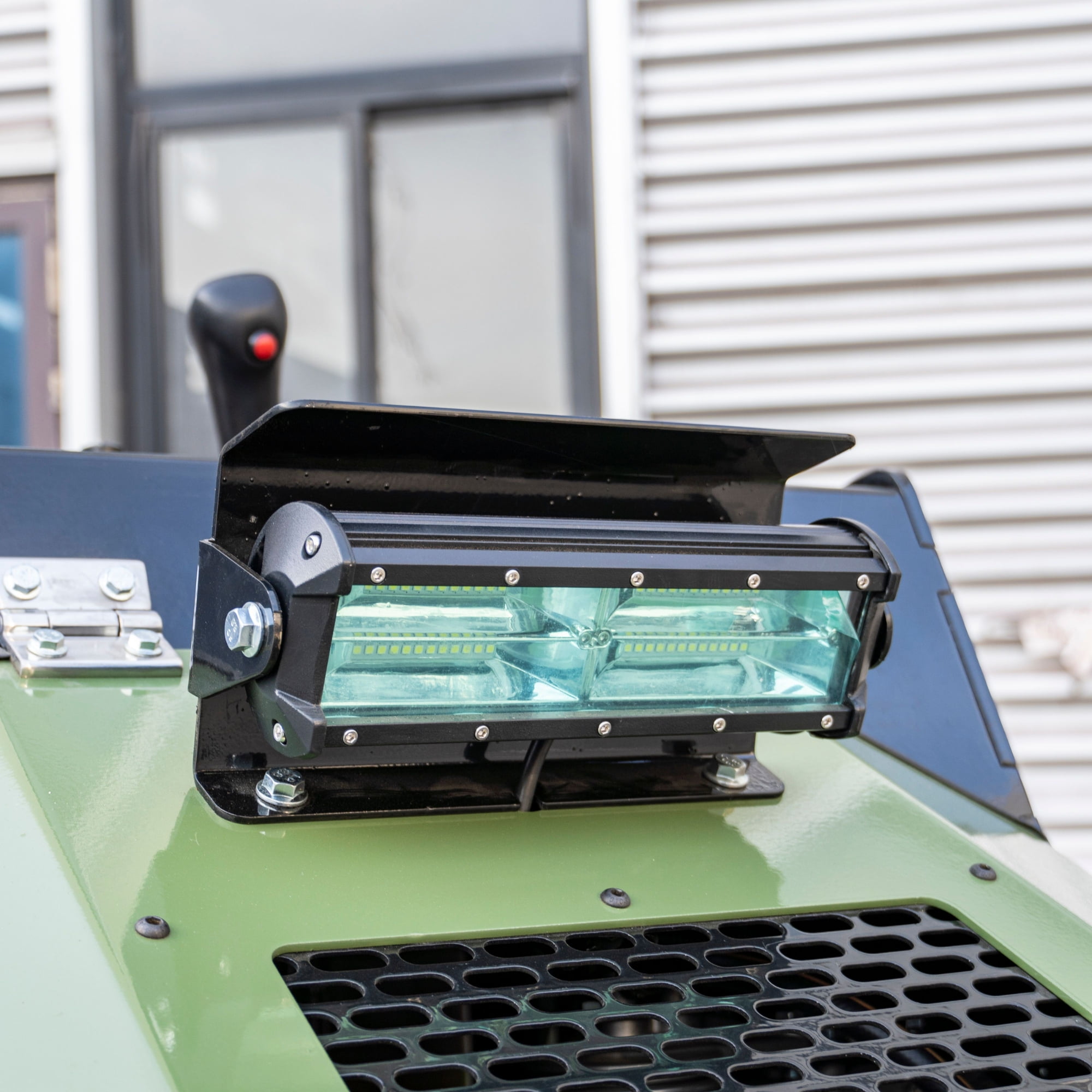 TYPHON STOMP V1000 Diesel Skid Steer Loader (Green, 1.5 Ton) znrn3