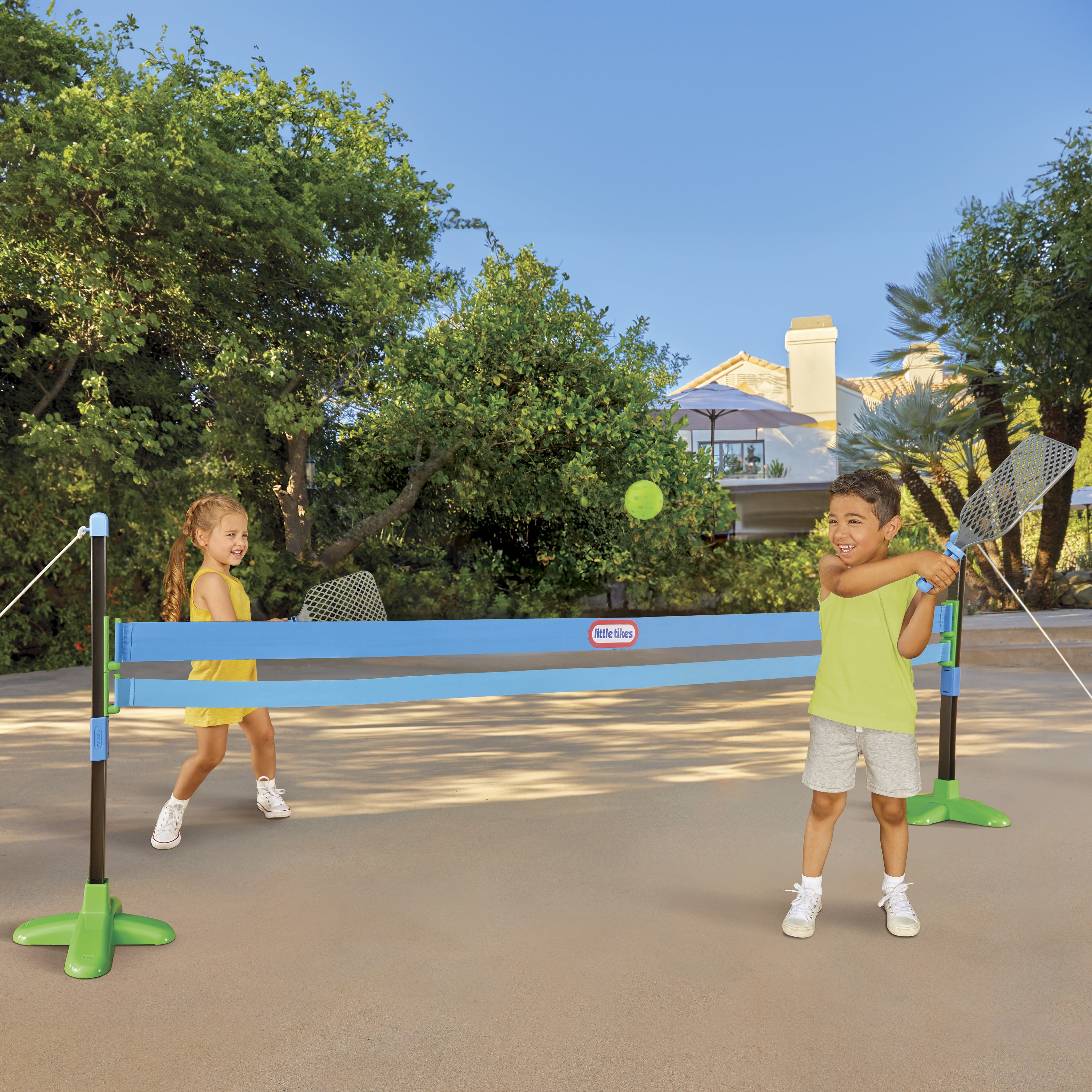 Little Tikes TotSports Pickleball Set, Adjustable Height Net with Paddles and Balls (Blue, 10 ft) evn64