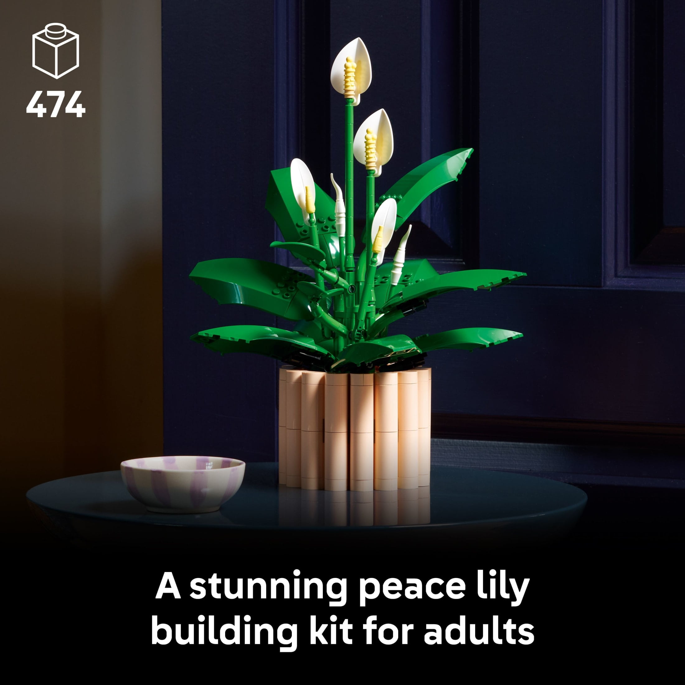 LEGO Botanicals Peace Lily Flower Building Set, Artificial Floral Decor for Home and Office (474 Pieces) 7nc4y