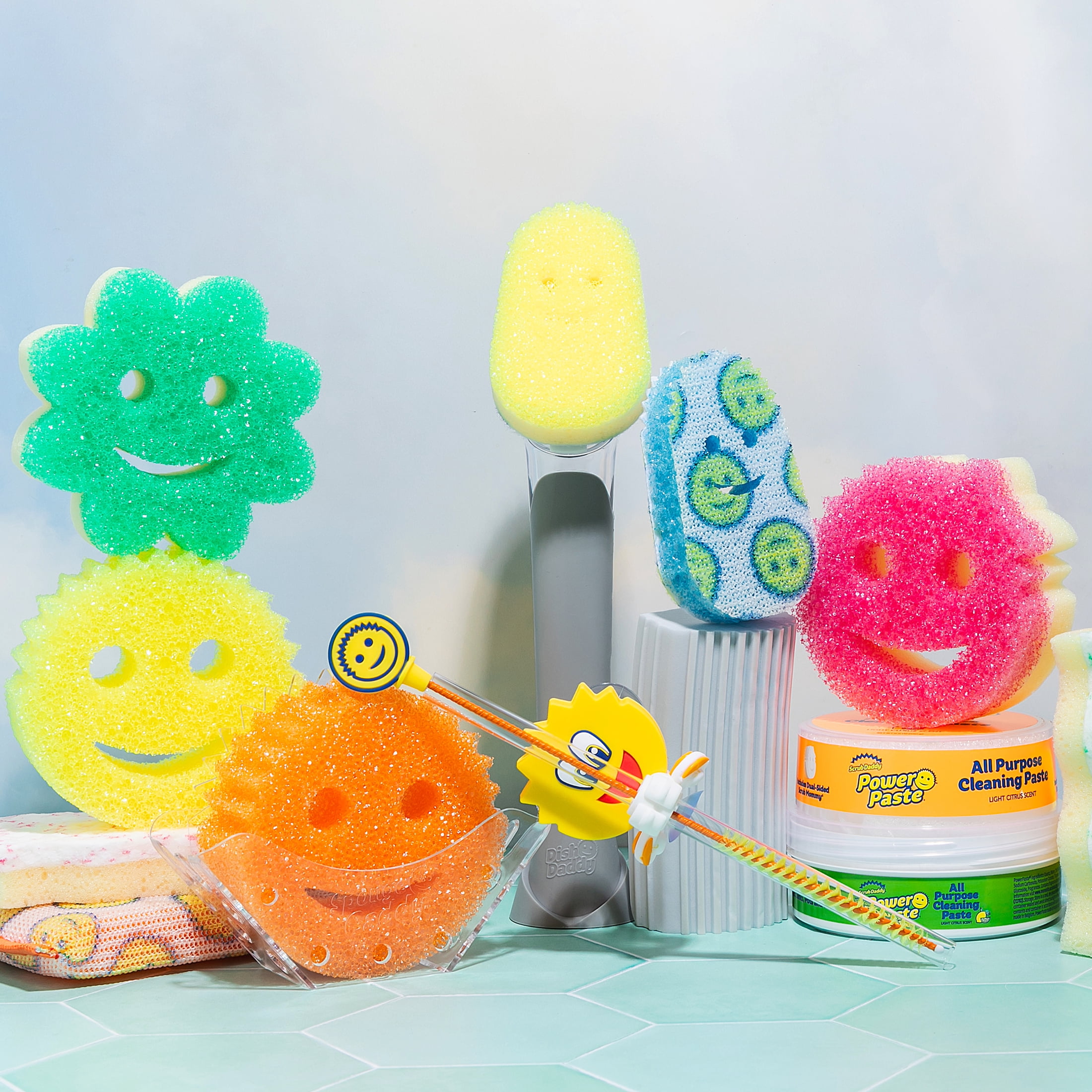 Scrub Daddy Scrub Mommy Dual-Sided Scratch-Free Cleaning Sponge (Pink, 1-Pack) m9qrx