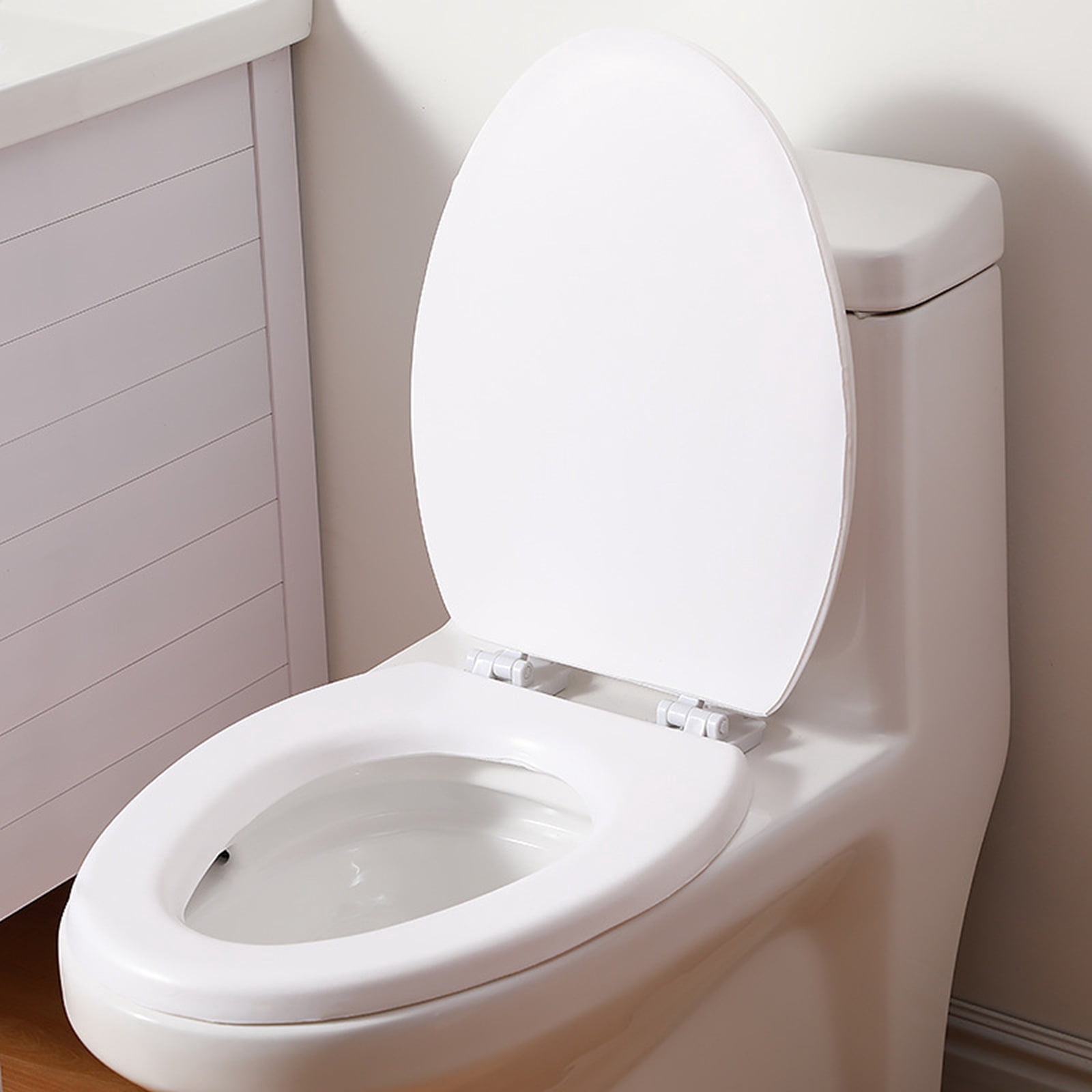 Fmxomd Oval Toilet Seat with Soft Close Lid, Heavy-Duty Plastic, Easy-Clean Surface (White, 1 Piece) qvf74