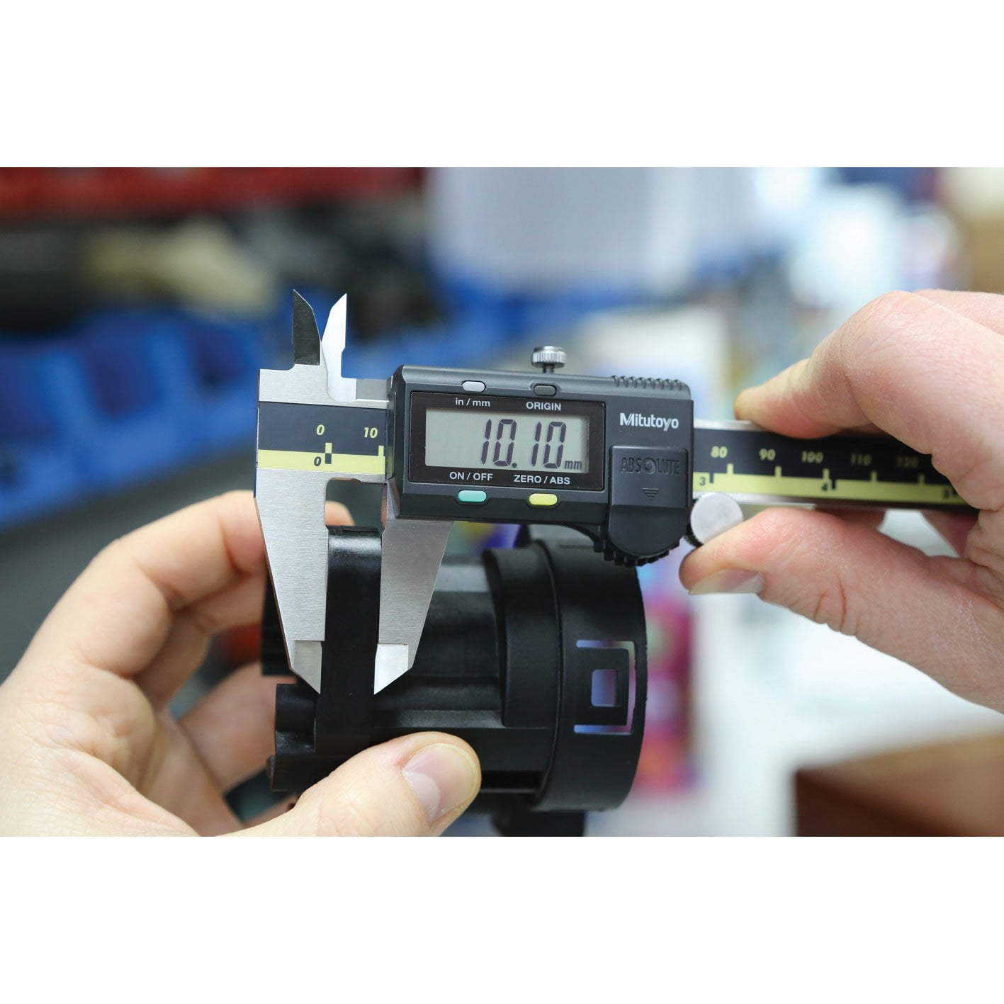Mitutoyo 500-197-30 AOS Absolute Digital Caliper, Precision Measuring Tool with LCD Display (0 to 11.8 in) 0do3f