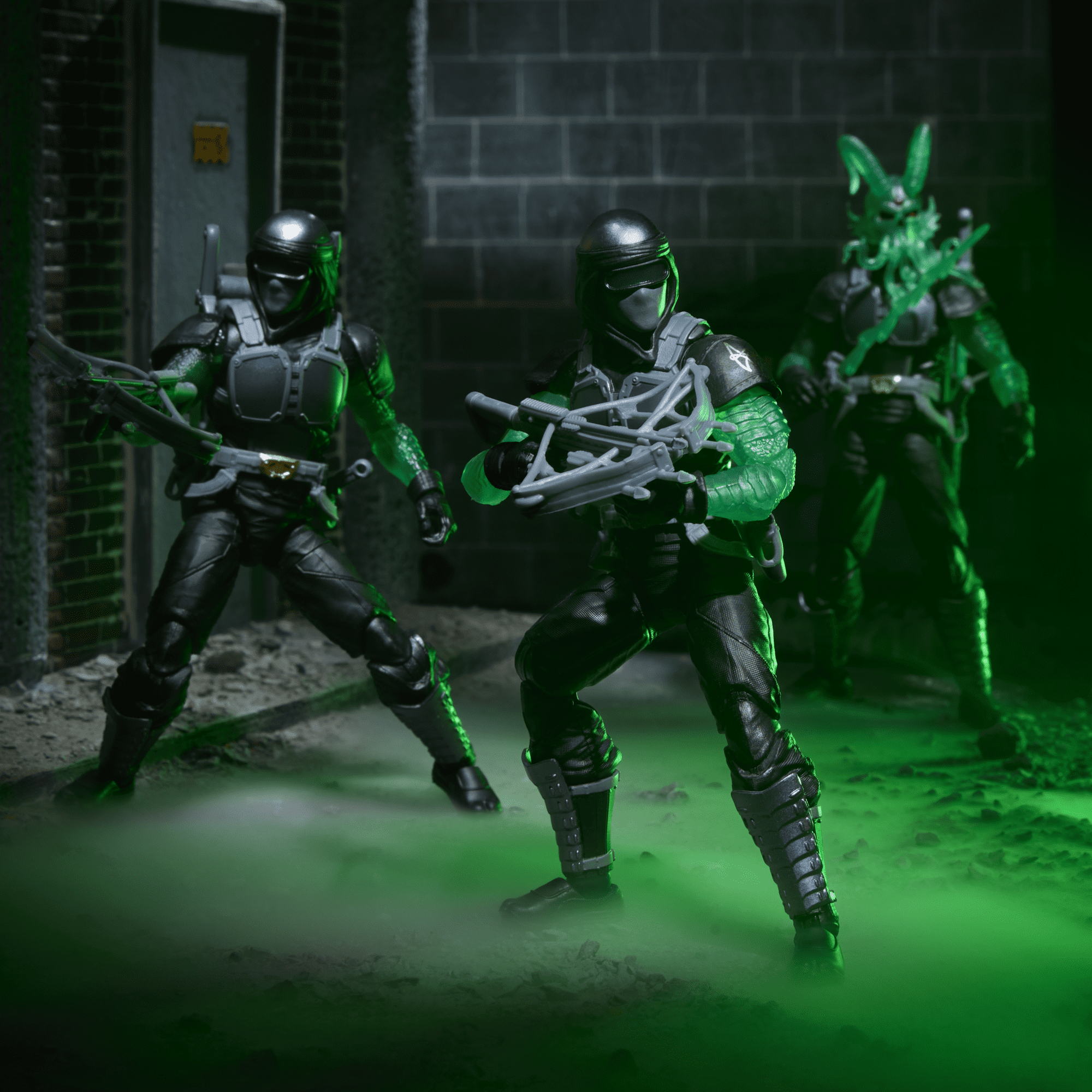 G.I. Joe Classified Series Night-Creeper D.I.R.E. Tech Action Figure (6 in) xb2ls