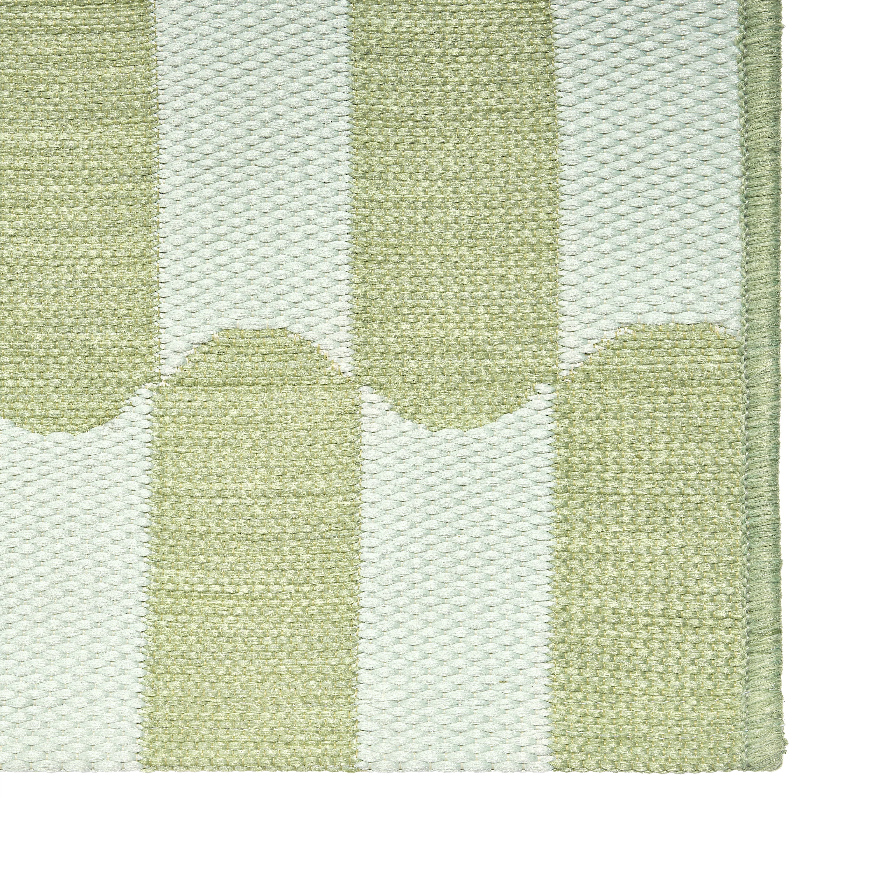 Beautiful by Drew Barrymore Tiled Stripes Outdoor Rug (Green, 7 ft x 10 ft) vwd6g