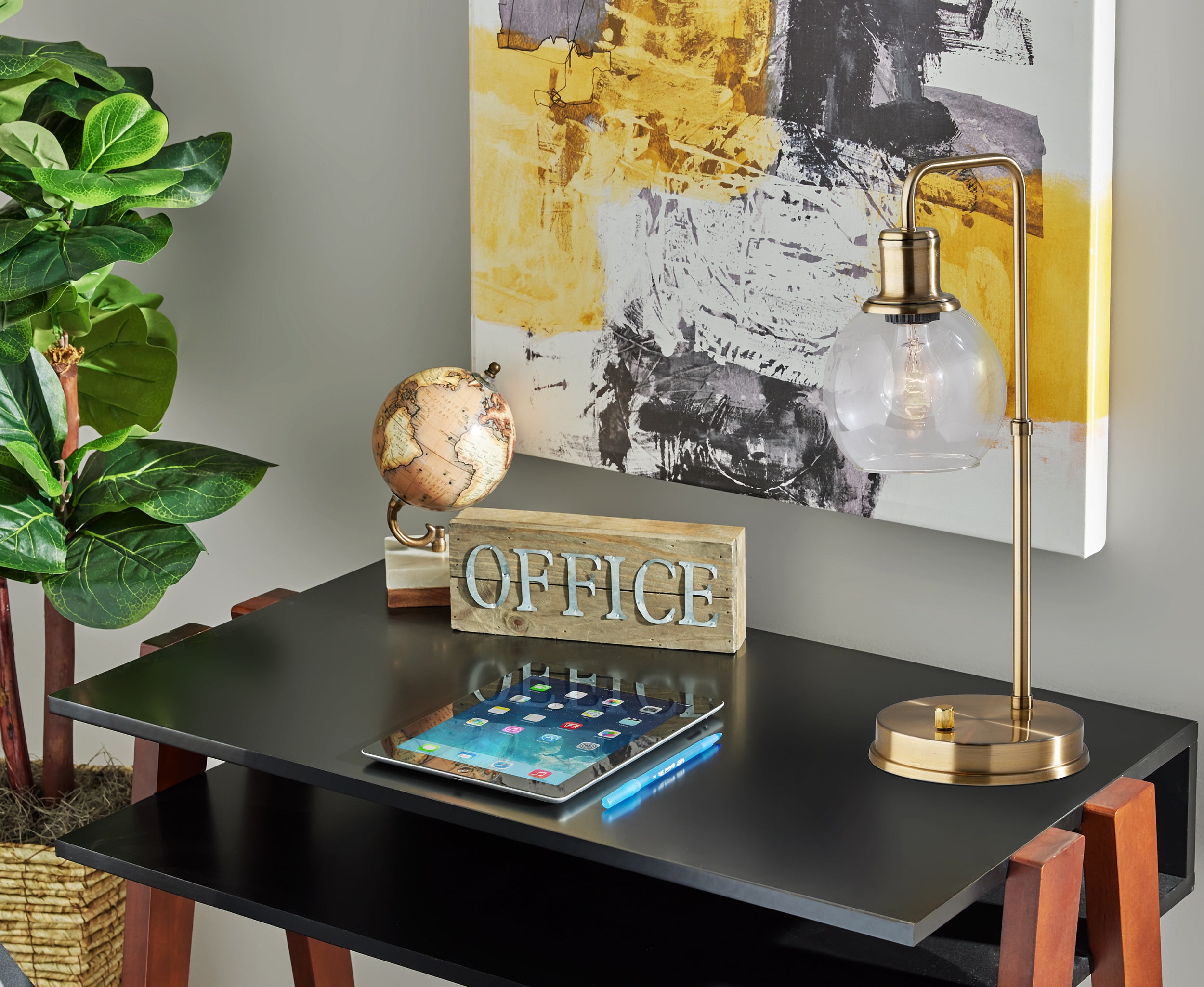 Better Homes & Gardens Metal Desk Lamp with USB Port and Glass Shade (Gold, 20.5 in) aojj5