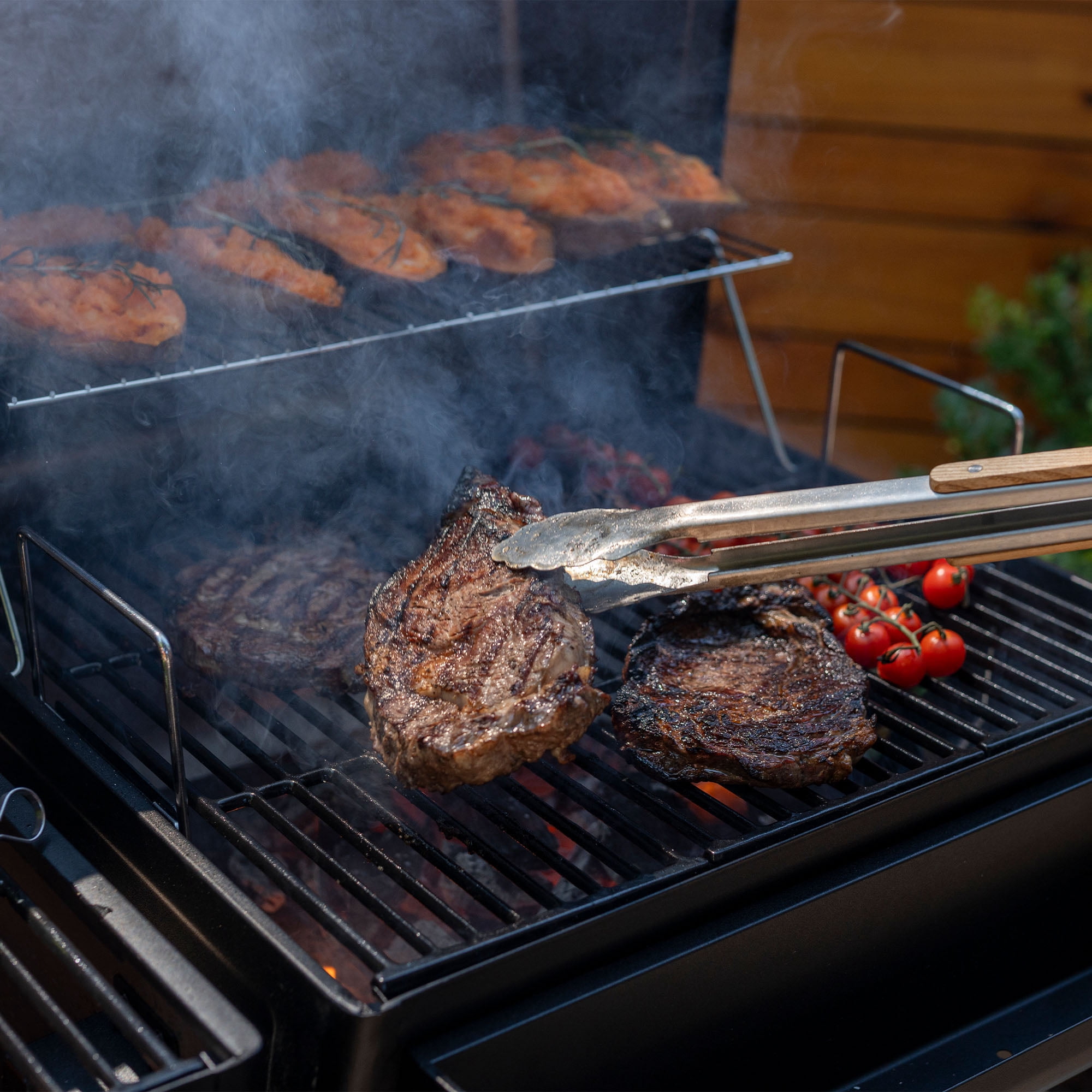 Char-Griller Flex Fuel Plus Gas and Charcoal Grill, Griddle and Smoker (Black, 1260 sq in) 2h6kx