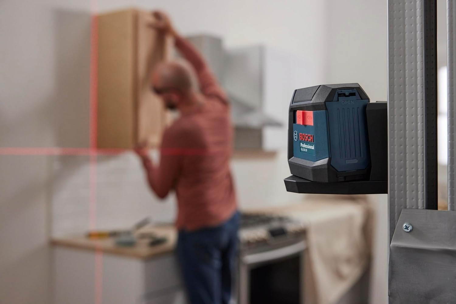 Bosch GLL50-20 Self-Leveling Cross-Line Laser (Blue, 50 ft Range) y47kx