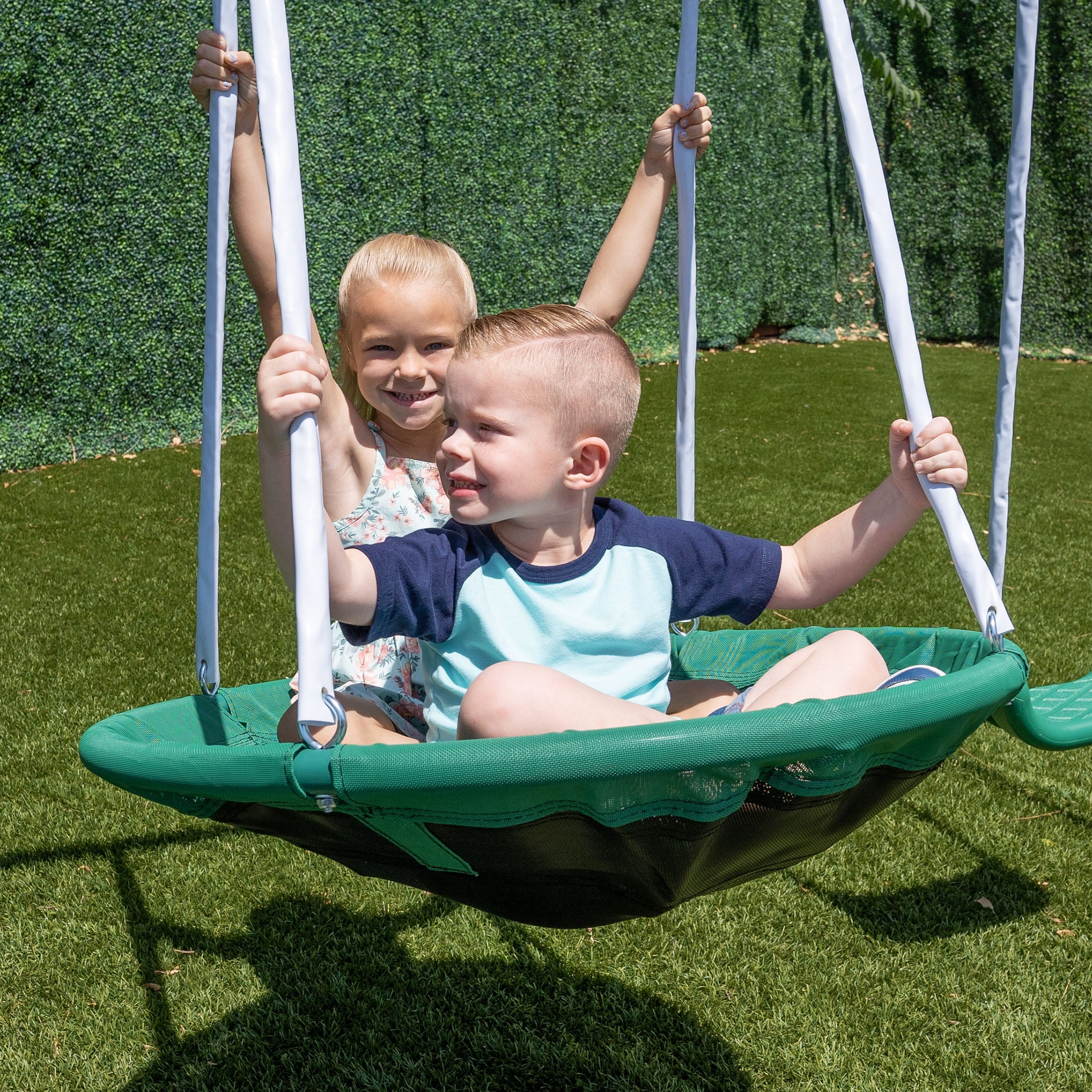 The Swing Company Northridge Metal Swing Set with Saucer Swing and 5 ft Wavy Slide (Green) hxxdv