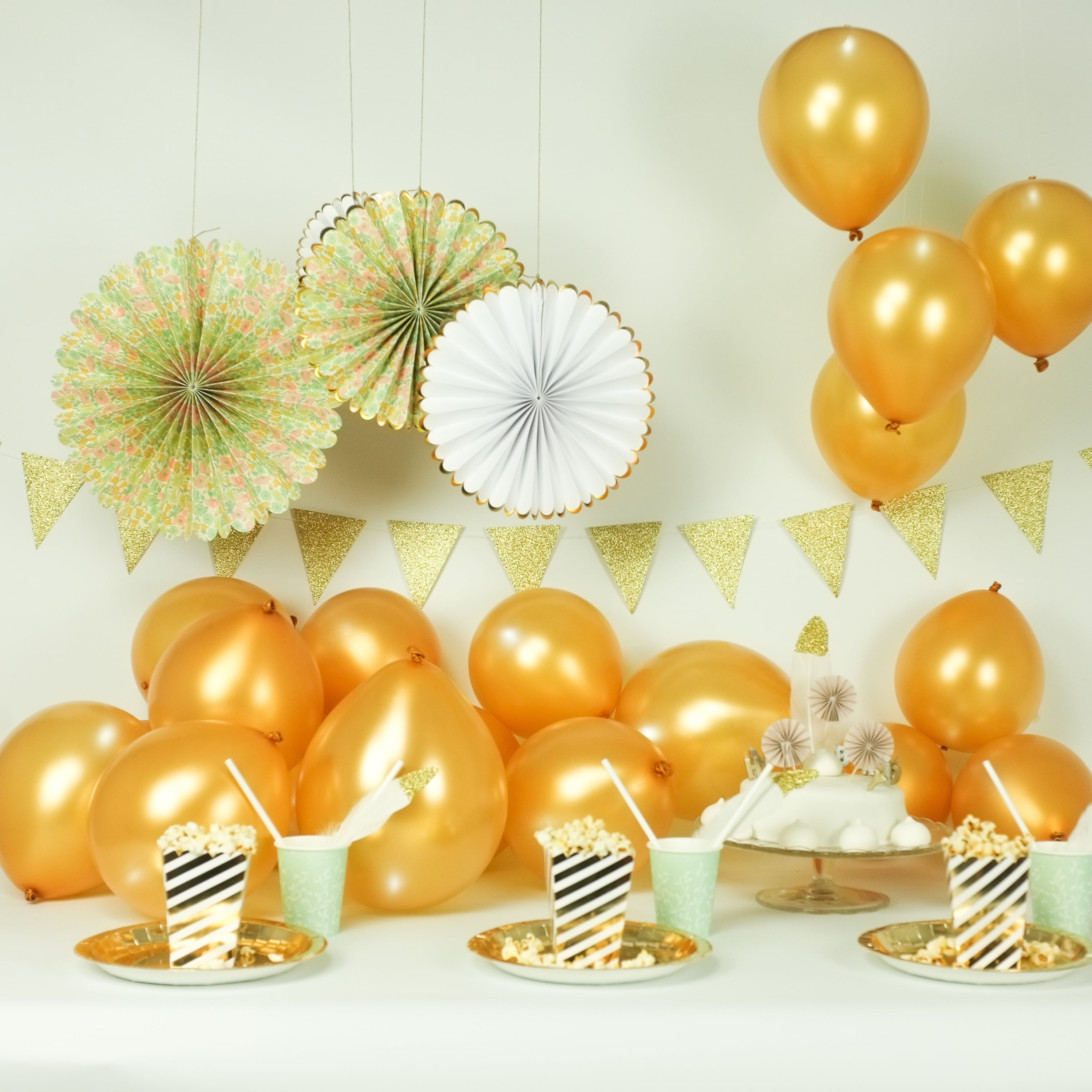 illooms LED Light-Up Latex Party Balloons (Metallic Gold, 15 Pack) 0azpw