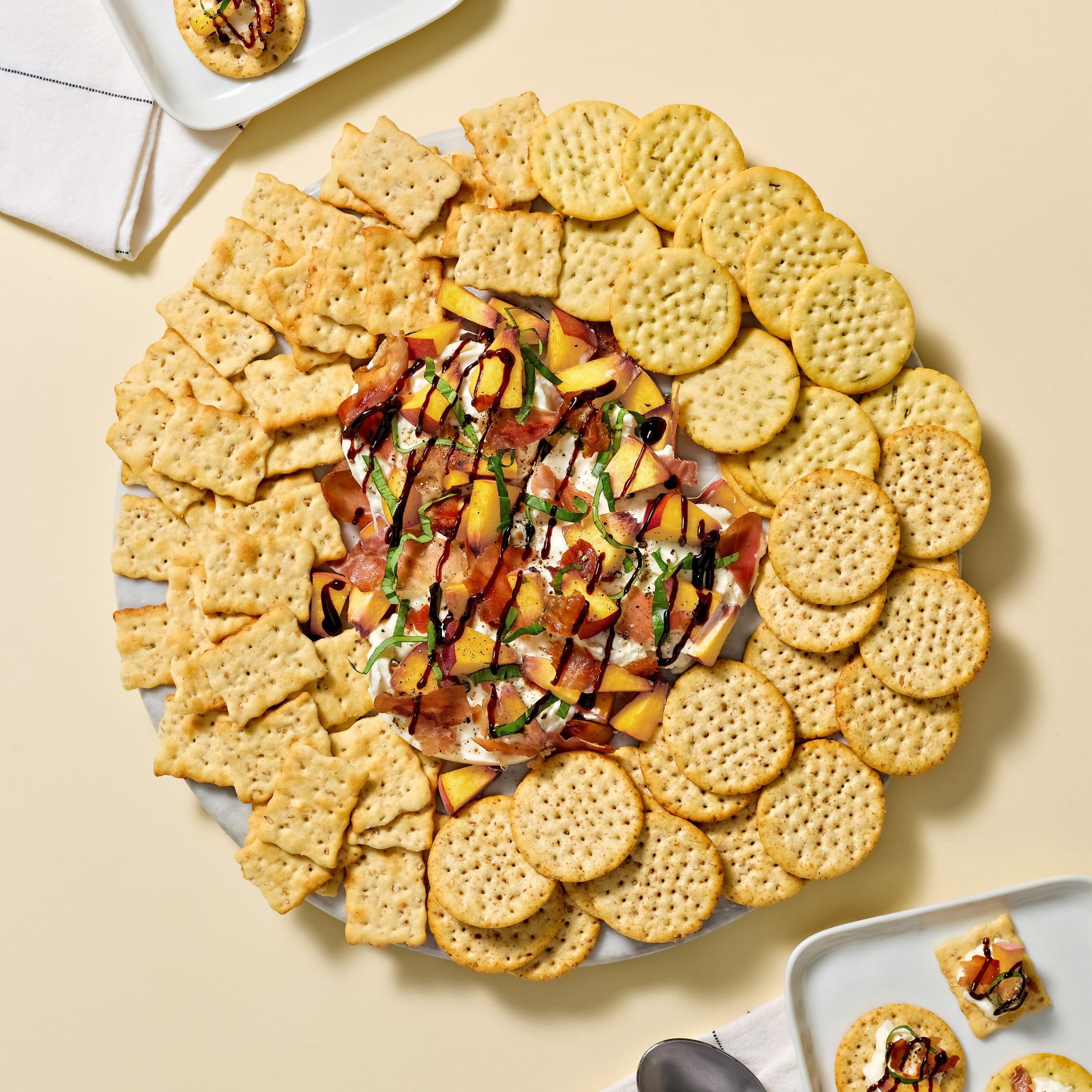 Toasteds Flatbreads Sea Salt and Olive Oil Crackers, Crispy Party Snacks (8.7 oz) gxxqq