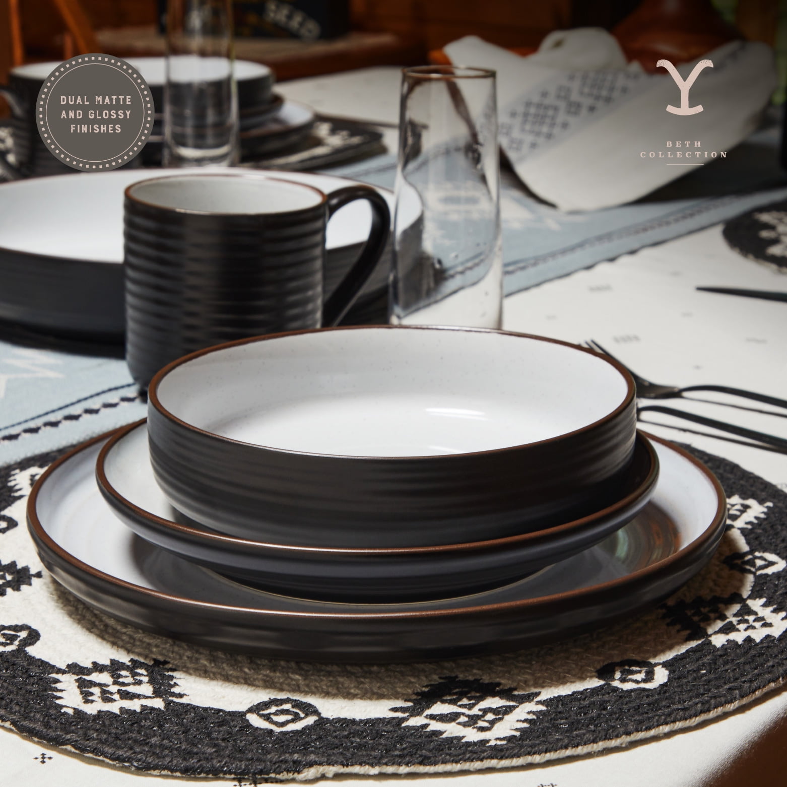 Yellowstone Beth 12-Piece Ceramic Dinnerware Set (White, 12-Piece) fsqw5