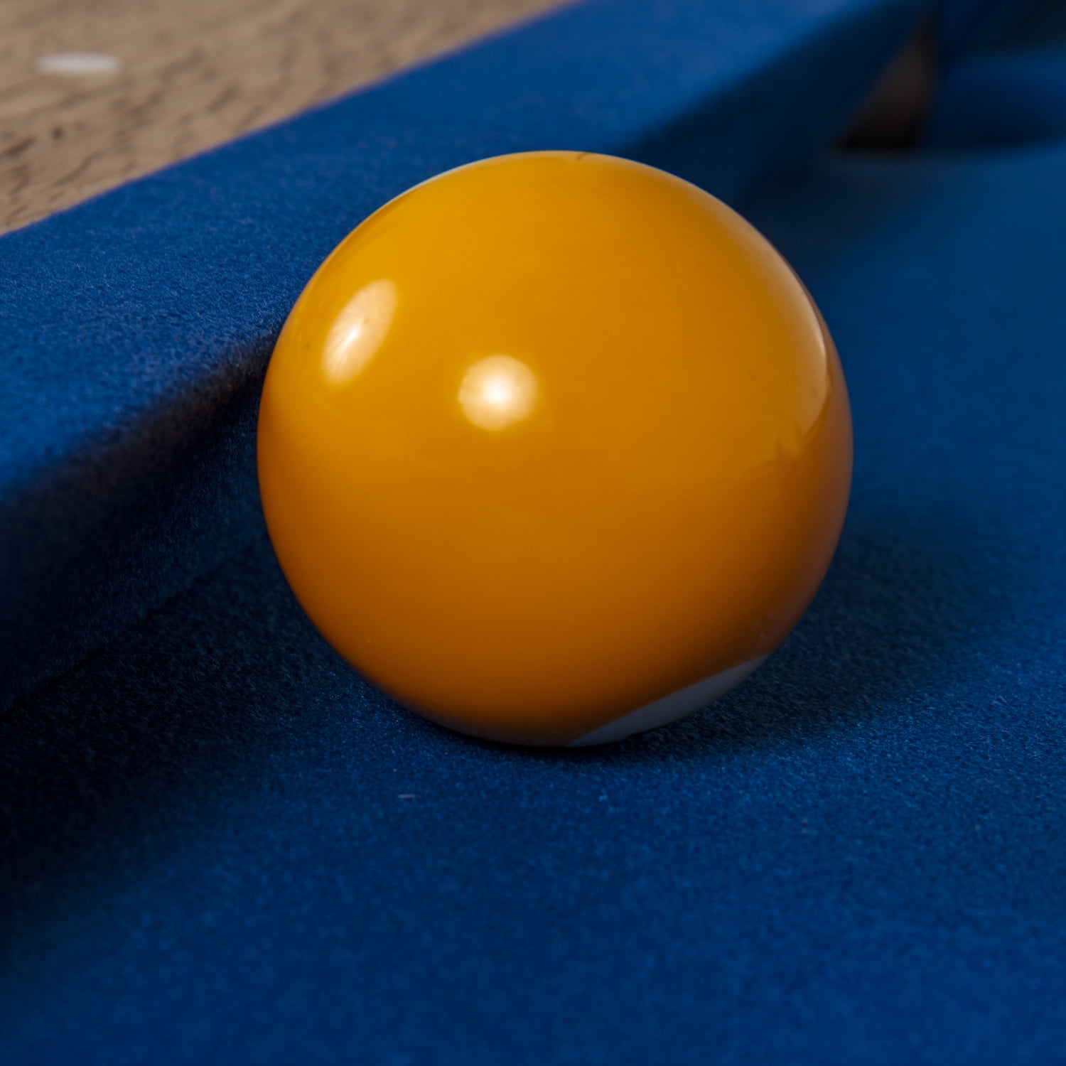 American Legend Kirkwood 84 in Billiard Table with Rustic Blond Finish and Royal Blue Cloth (84 in) kfsxd