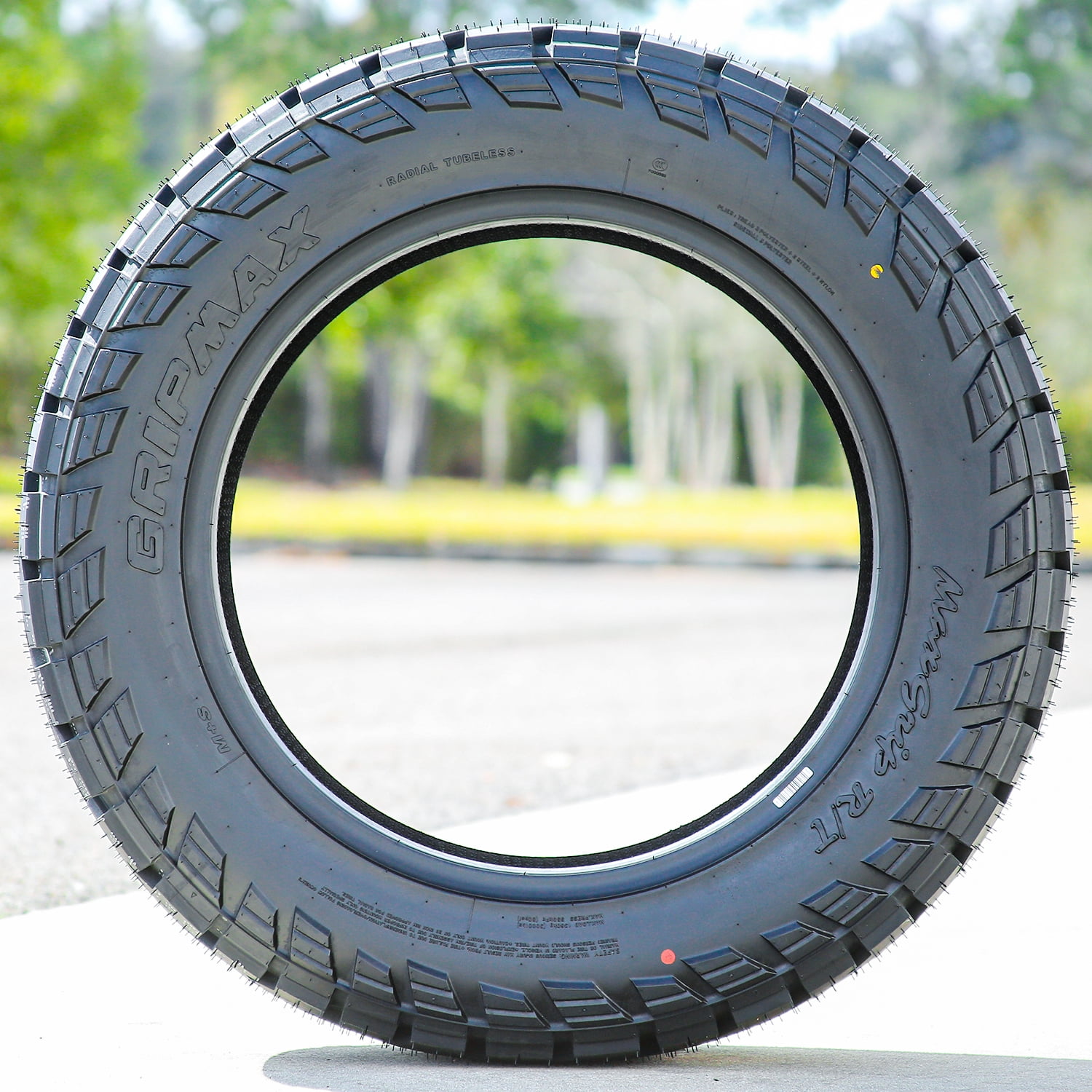 Gripmax MaxGrip R/T Rugged Terrain Light Truck Tire (325/60R20, 10 Ply) 4yu7n