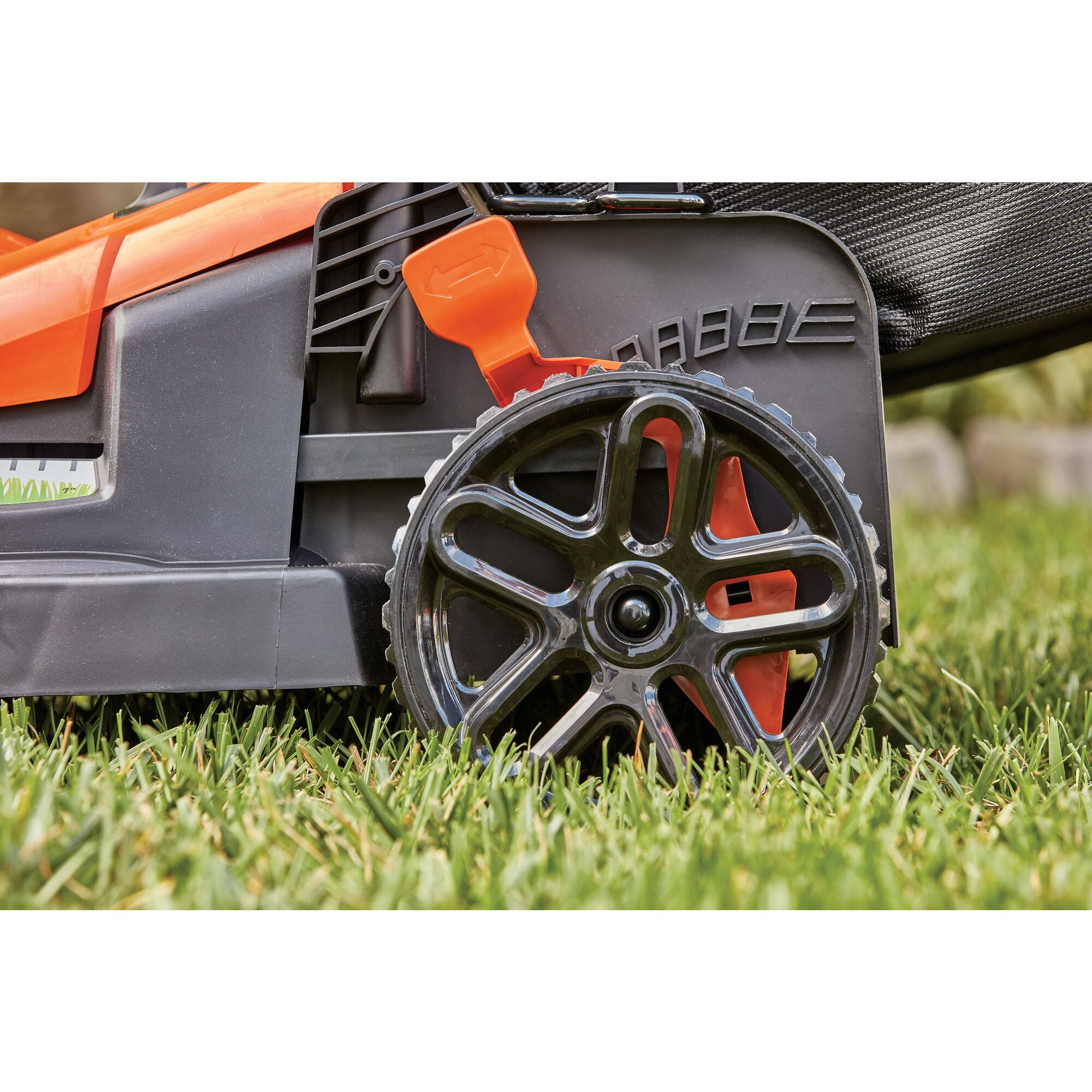 BLACK+DECKER 15 Inch Corded Electric Push Mower with Comfort Grip Handle (Black, 15 in) 246h4