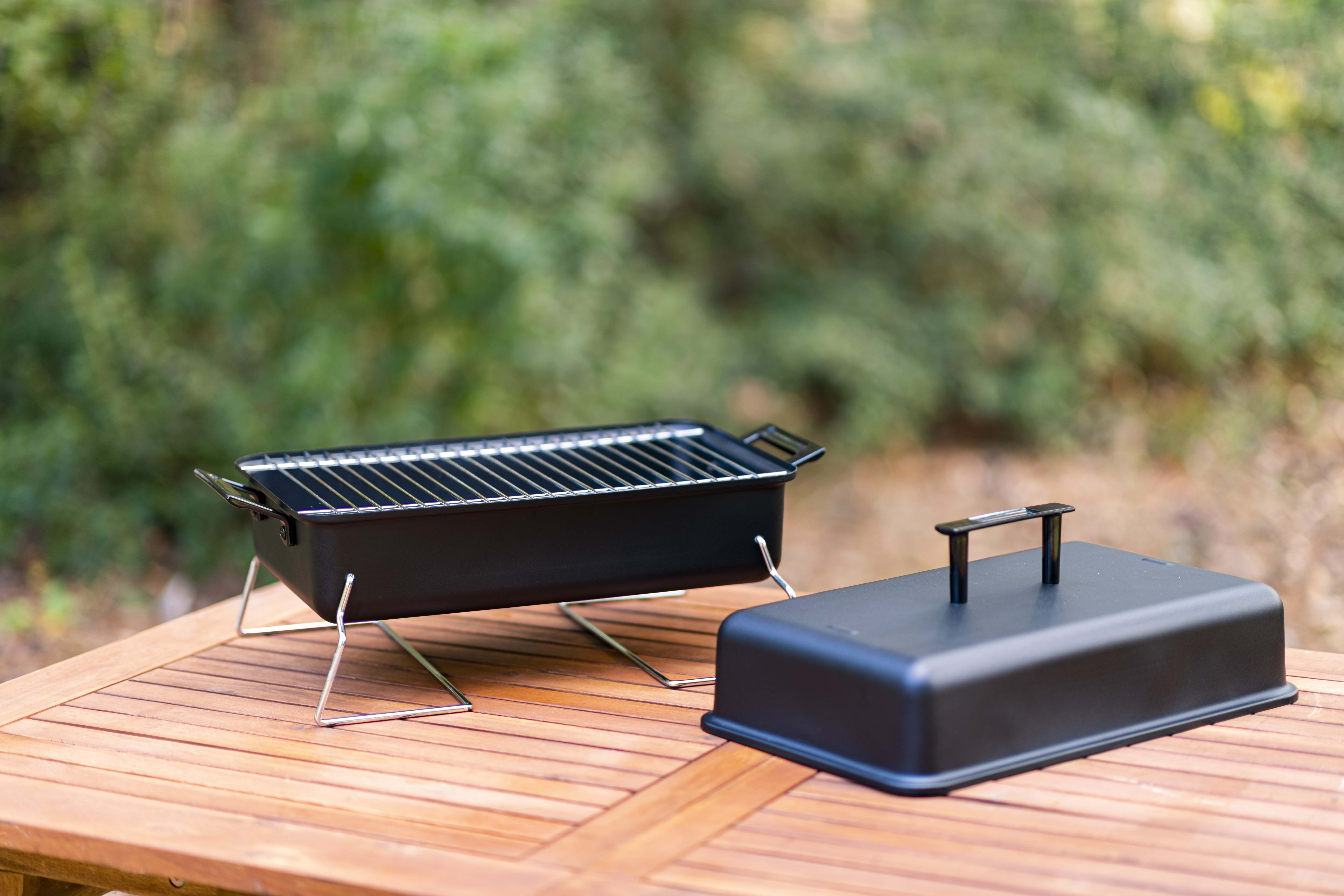 Charbroil Portable Charcoal Grill (Black, 190 sq in) 0b6pf