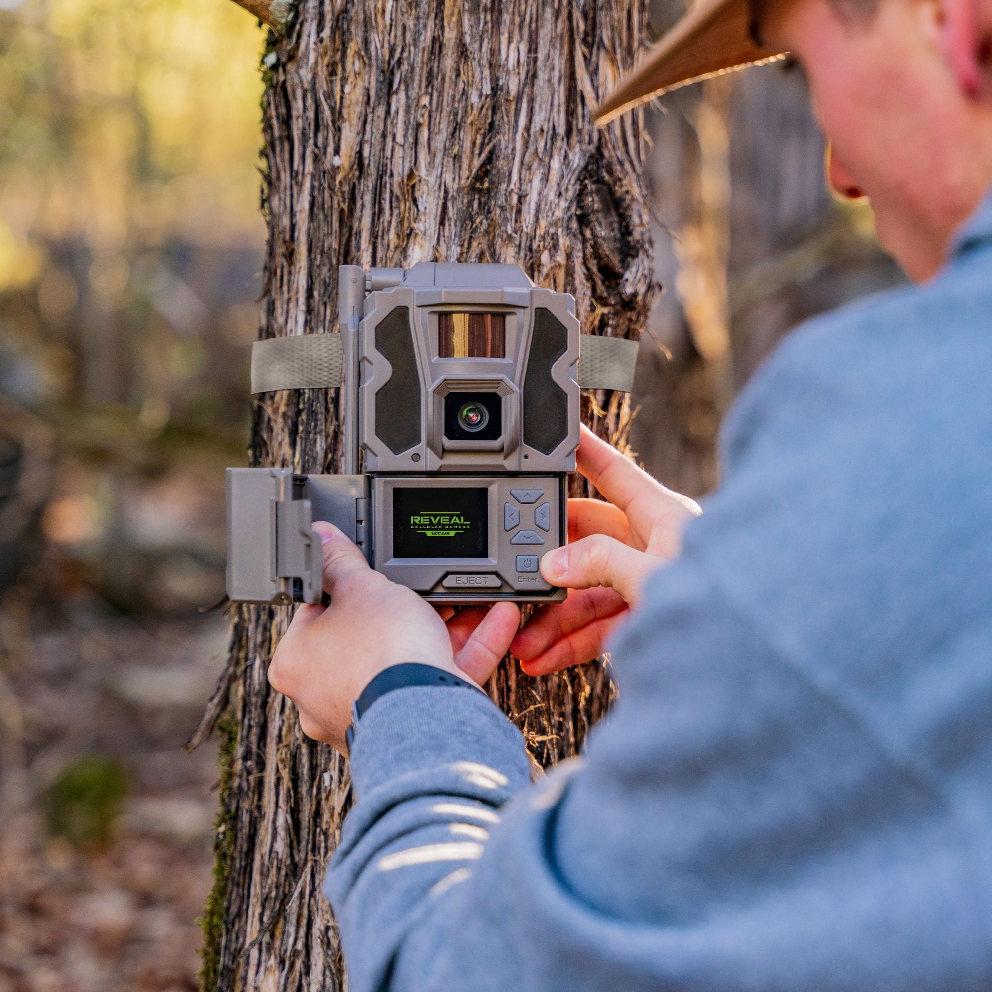 Tactacam Reveal Pro 3.0 Cellular Trail Camera (4G LTE, GPS, No-Glow Night Vision, 1080p HD) (Black, 1 Unit) 1lfgr