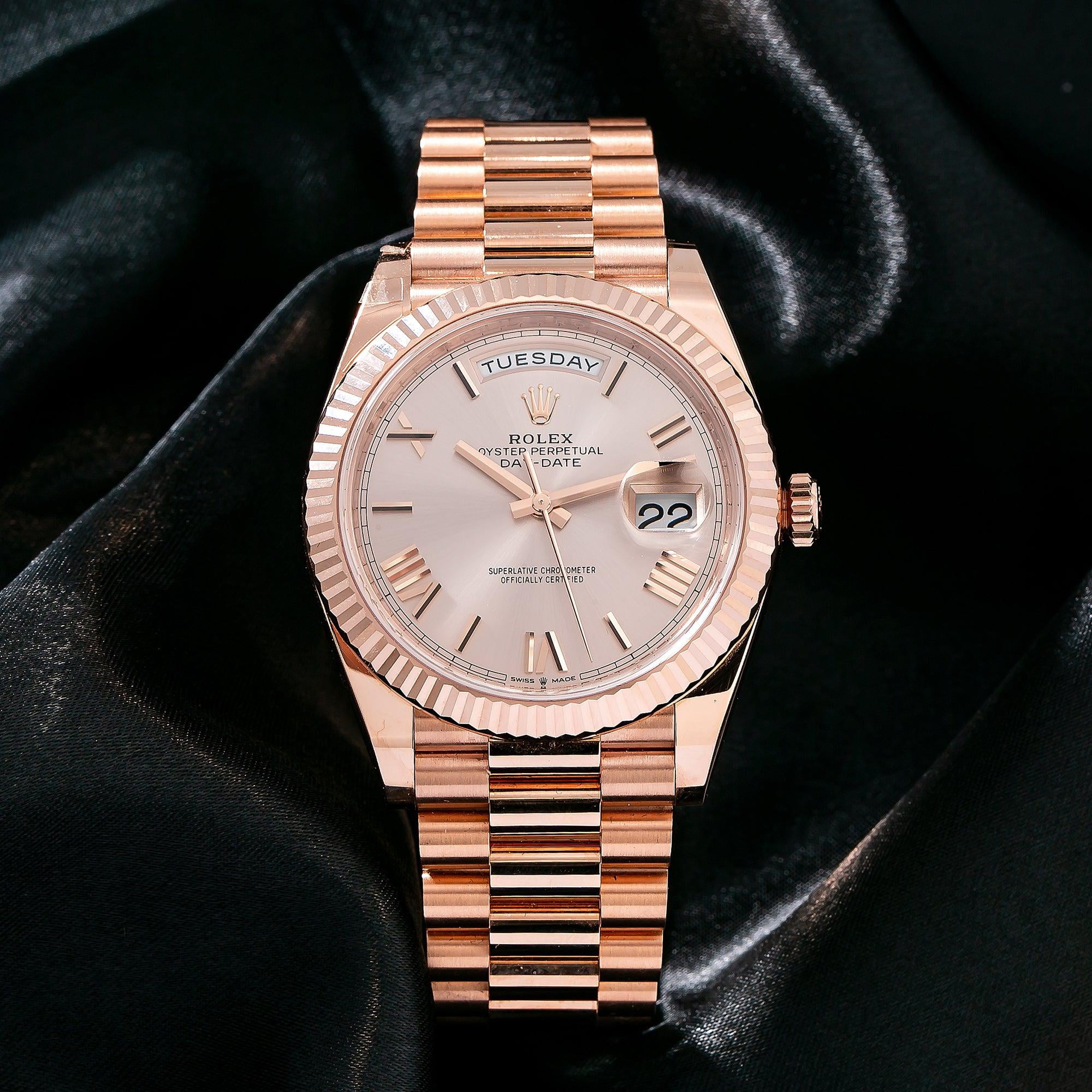 Rolex Day-Date 40mm 18K Rose Gold Watch Sundust Roman Dial Fluted Bezel (40 mm) 28qo3