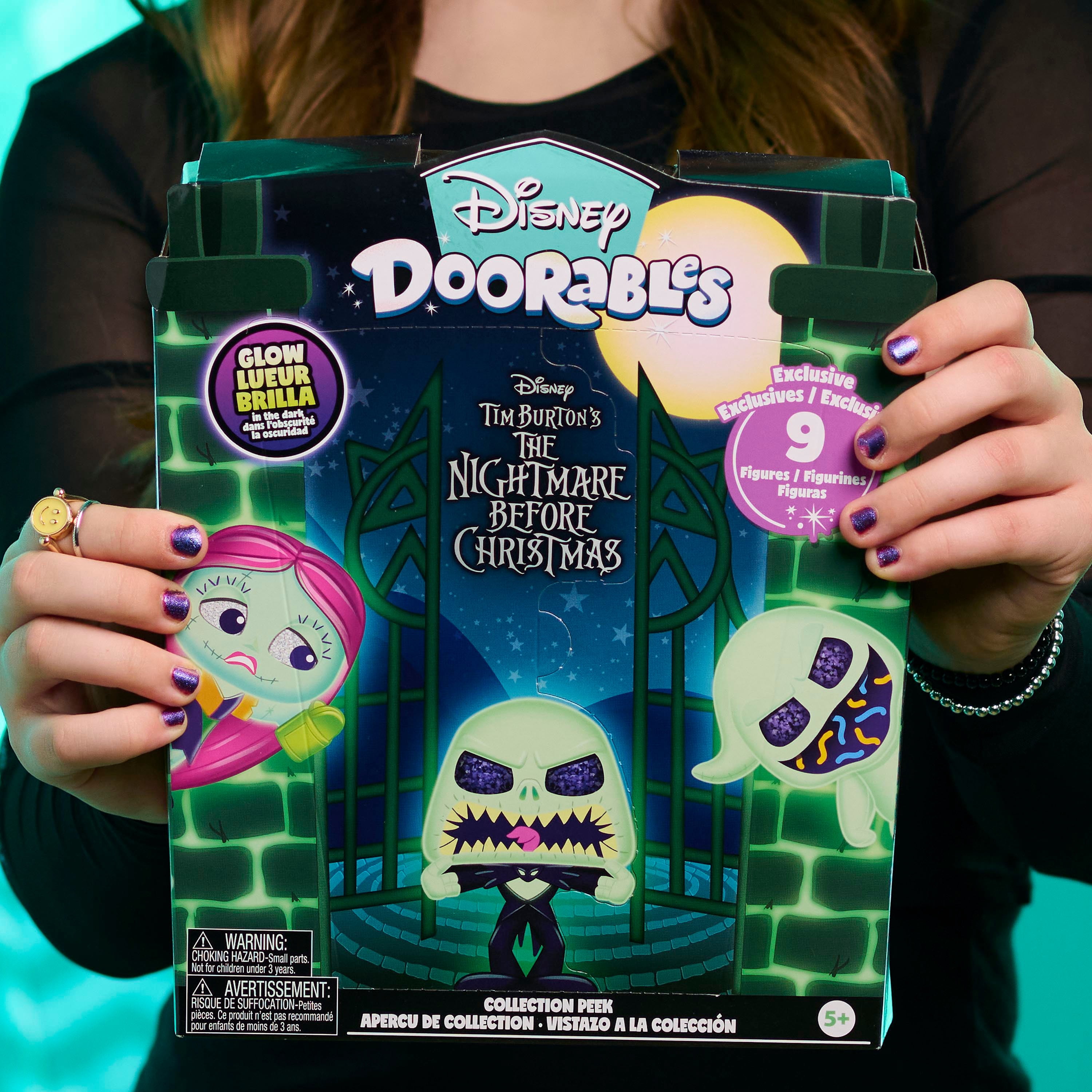 Disney Doorables The Nightmare Before Christmas Collection Peek, Glow-in-the-Dark Collectible Figures (9 Pack, 1.5 in) peg15