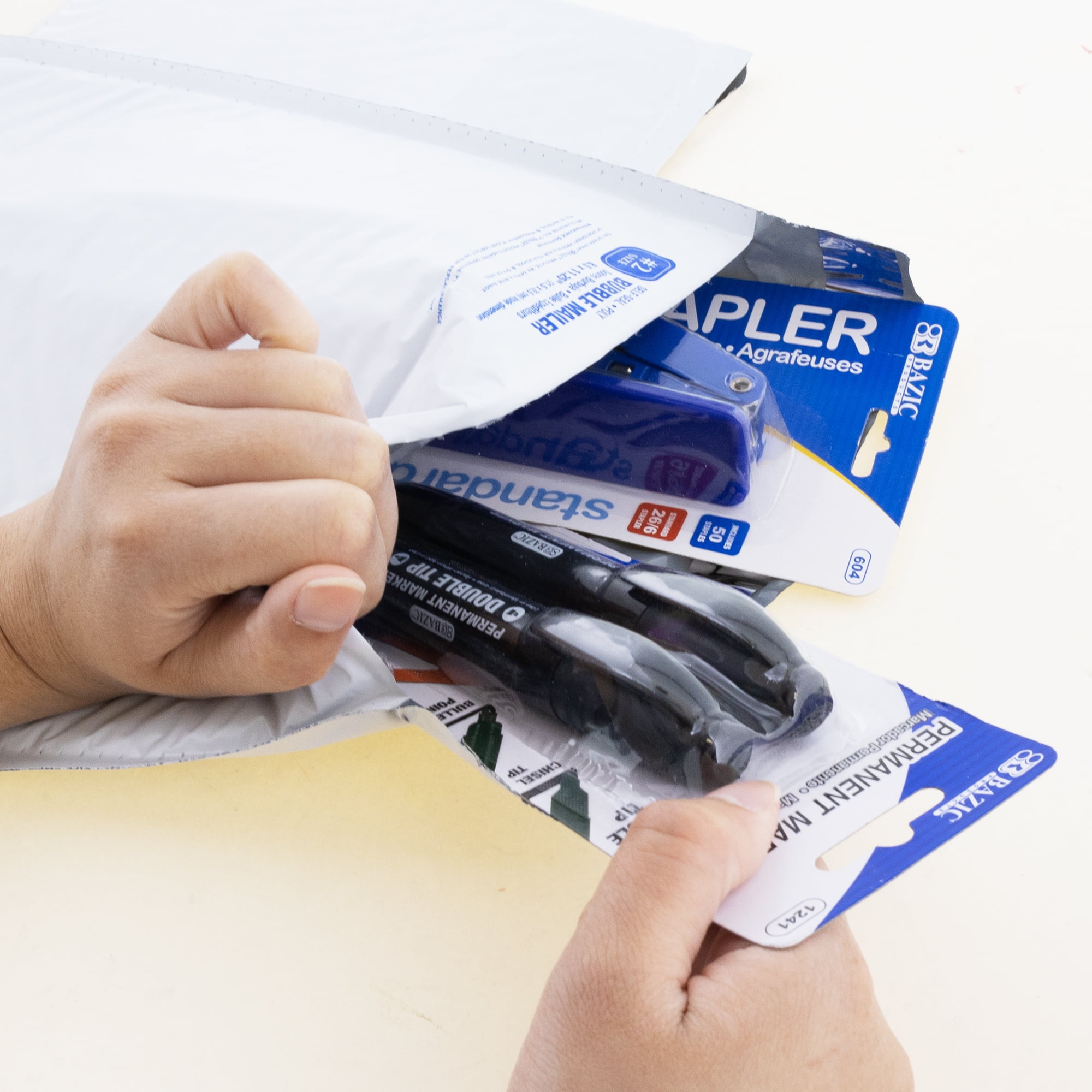 BAZIC Poly Bubble Mailers Padded Shipping Envelopes (White, 8.5 in x 11.25 in, 25-Count) 8bt15