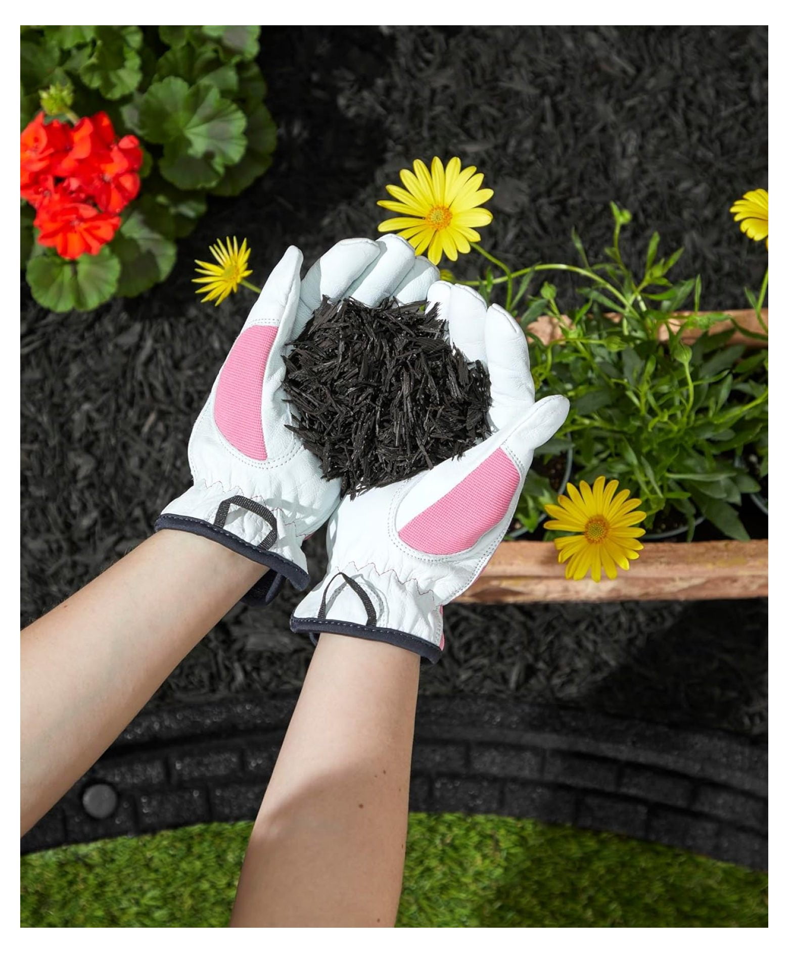 Exlonjet Premium Shredded Rubber Mulch for Landscaping and Playground Surfacing (Black, 27 lb) 44q6s